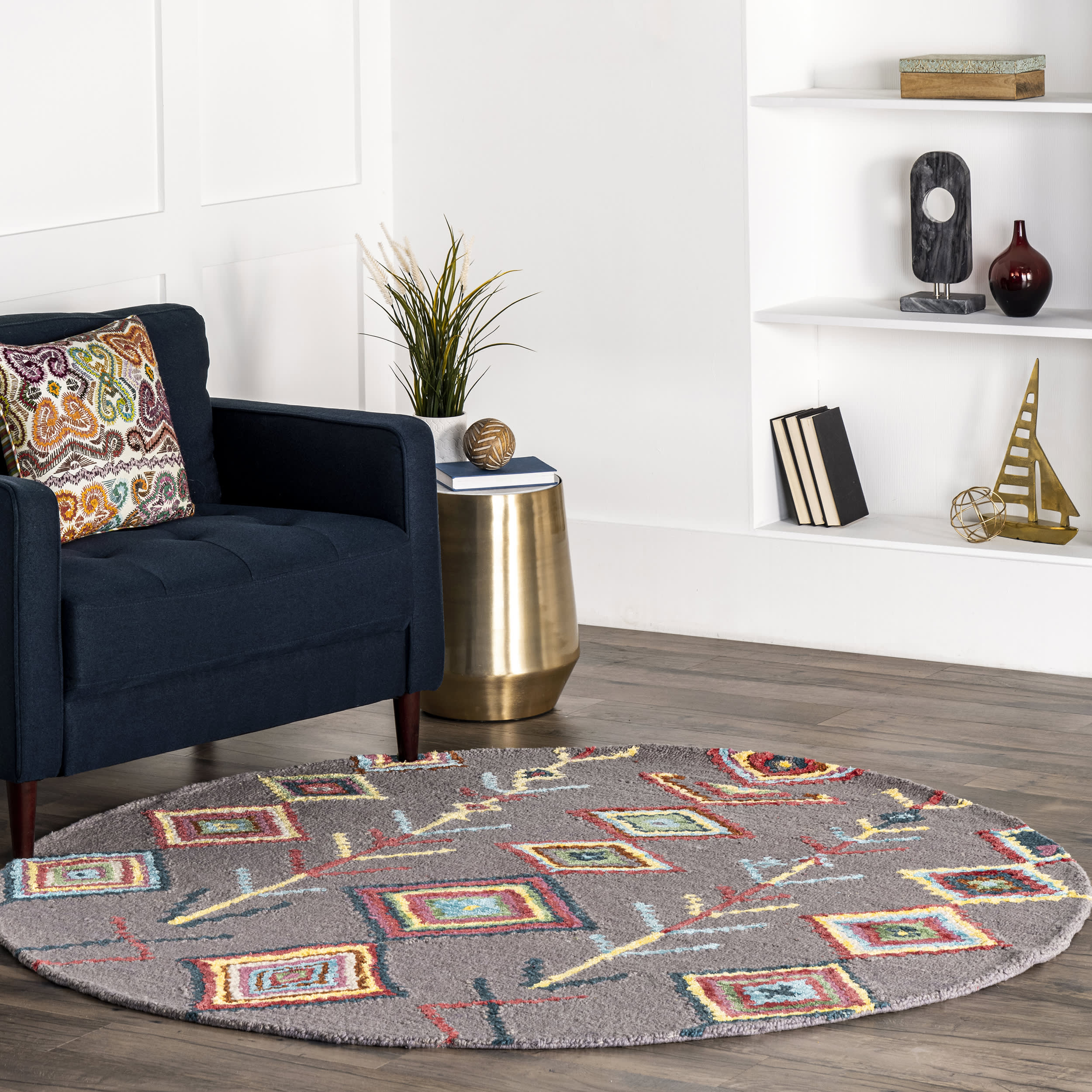Ezra Moroccan Diamond Rug | Grey - Image 2