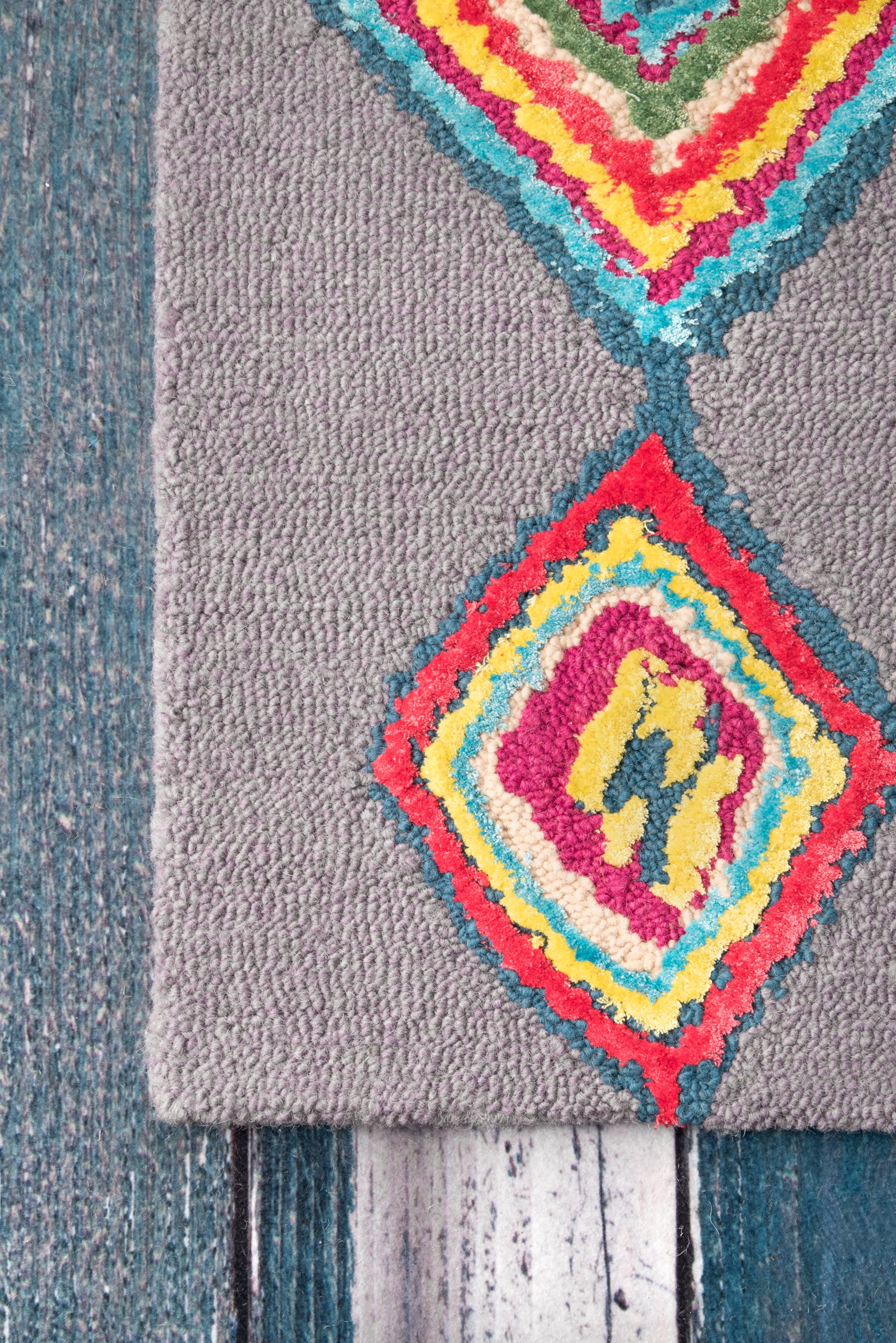 Ezra Moroccan Diamond Rug | Grey - Image 3