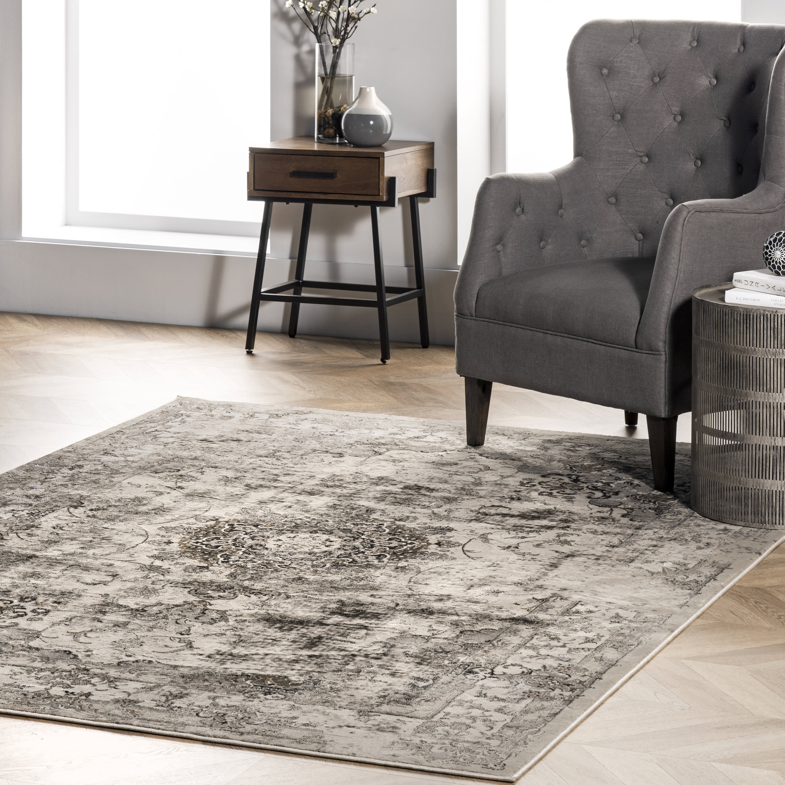 Faded Crowned Rosette Rug | Ivory - Image 2