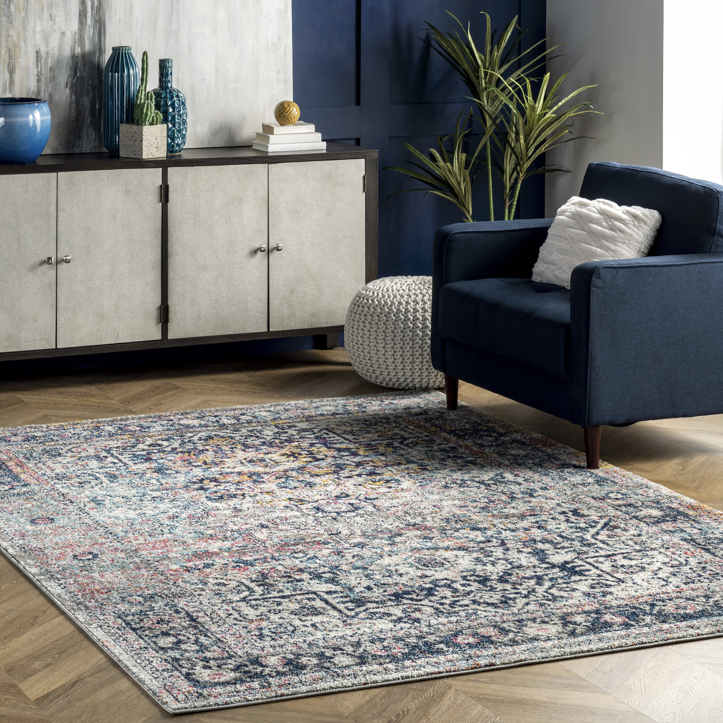 Faded Star Petal Emblem Rug | Blue - Image 2