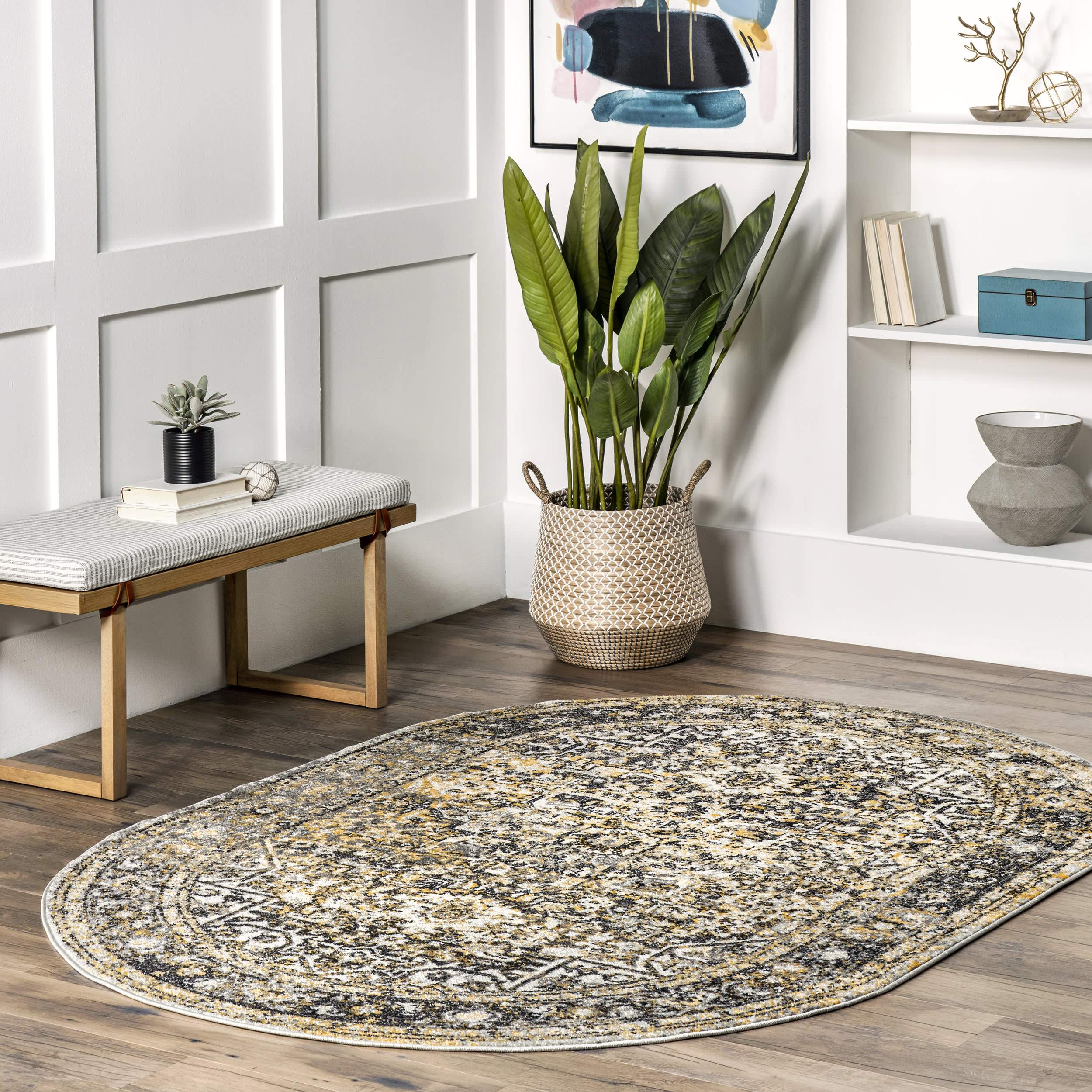 Faded Star Petal Emblem Rug | Gold - Image 2