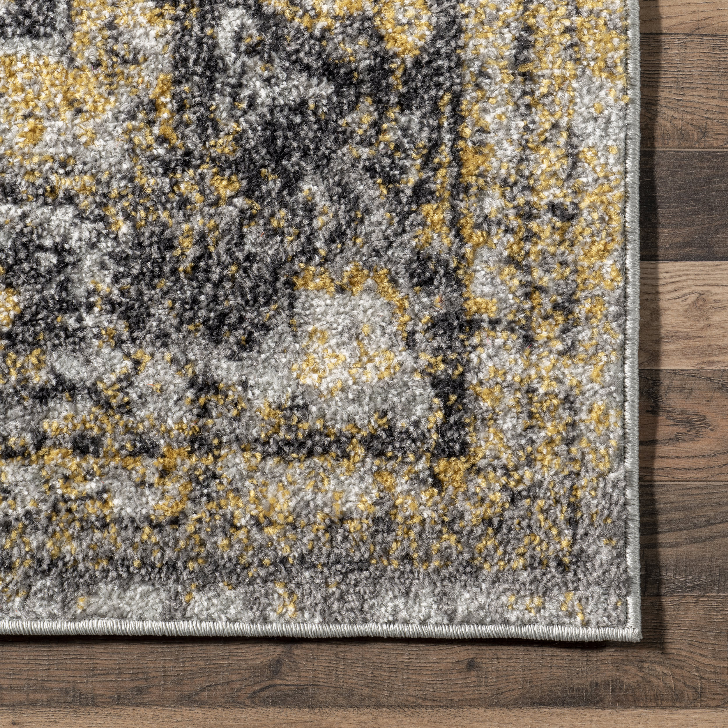 Faded Star Petal Emblem Rug | Gold - Image 3