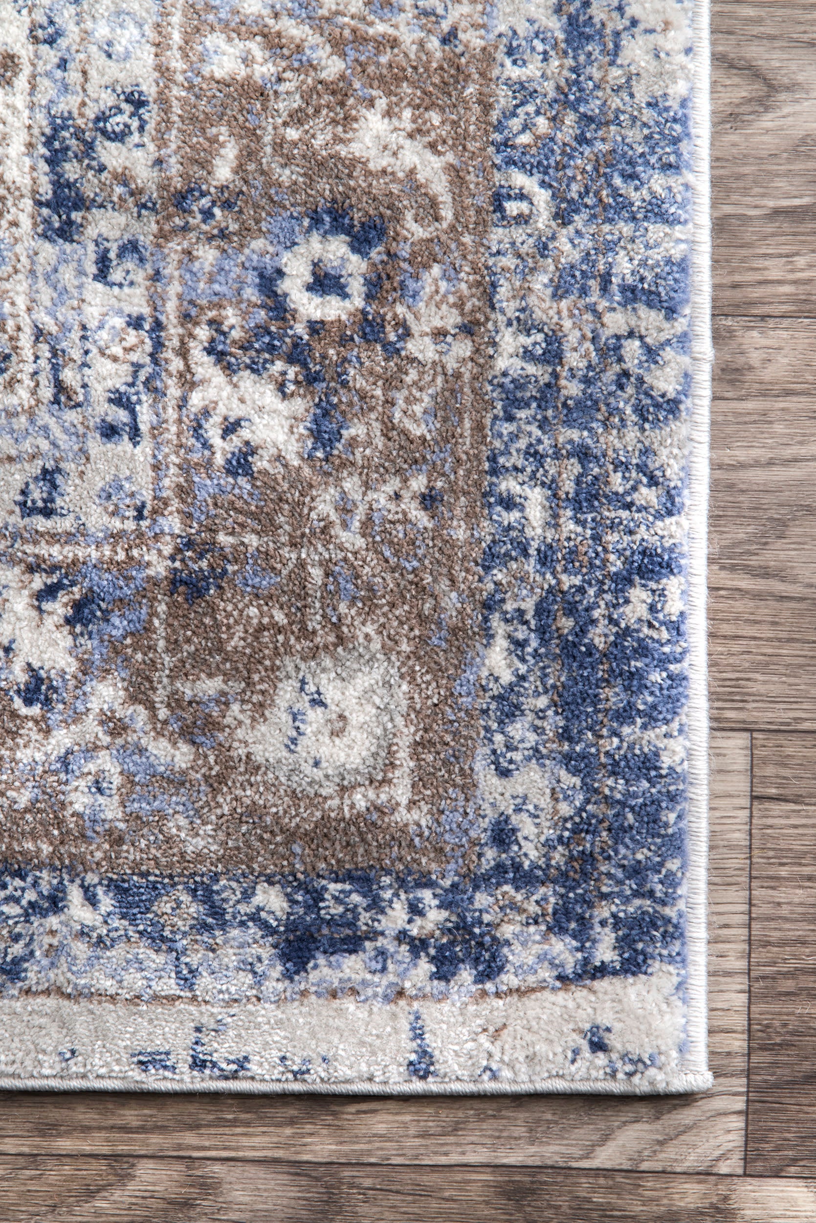 Faded Star Petal Emblem Rug | Light Blue - Image 3