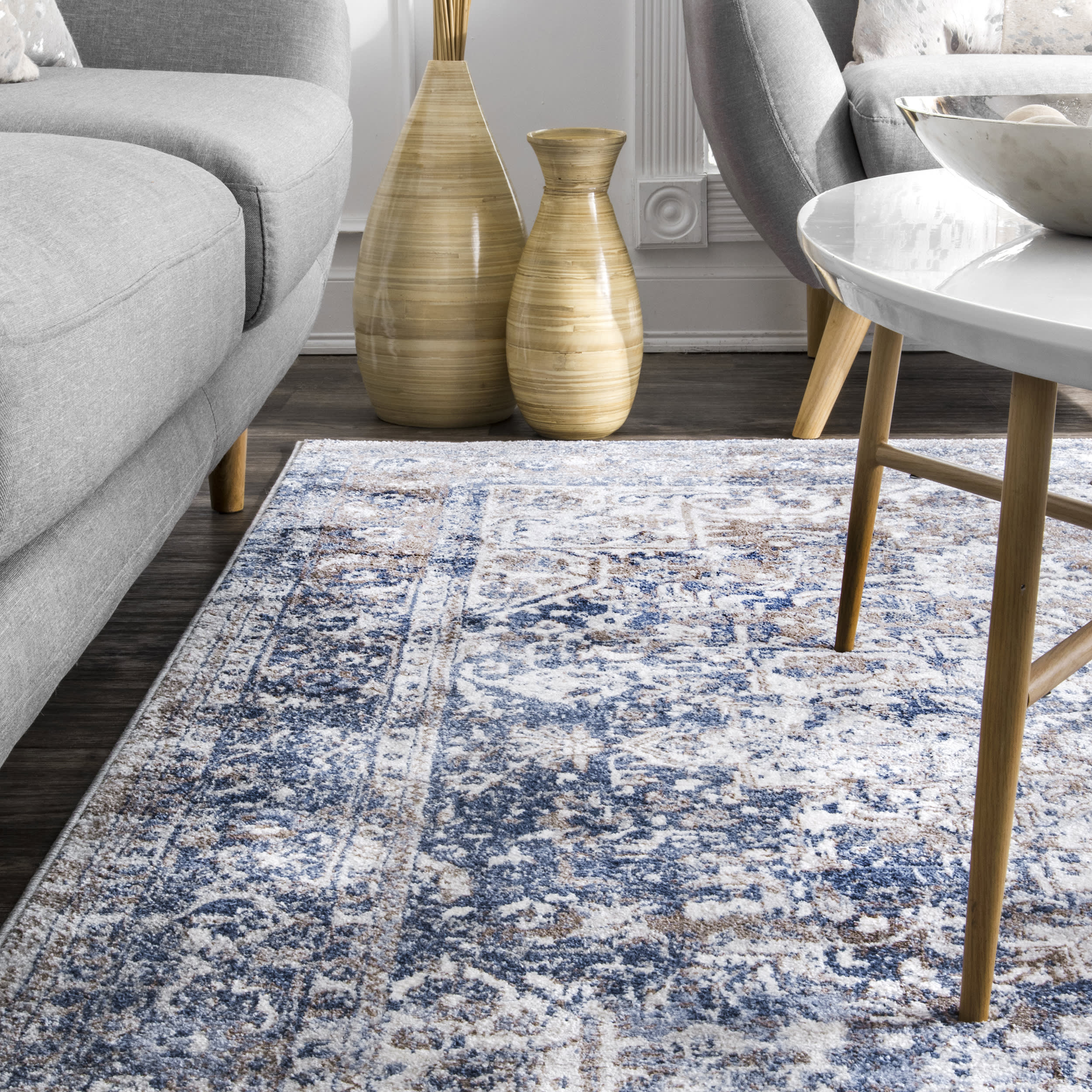 Faded Star Petal Emblem Rug | Light Blue - Image 4