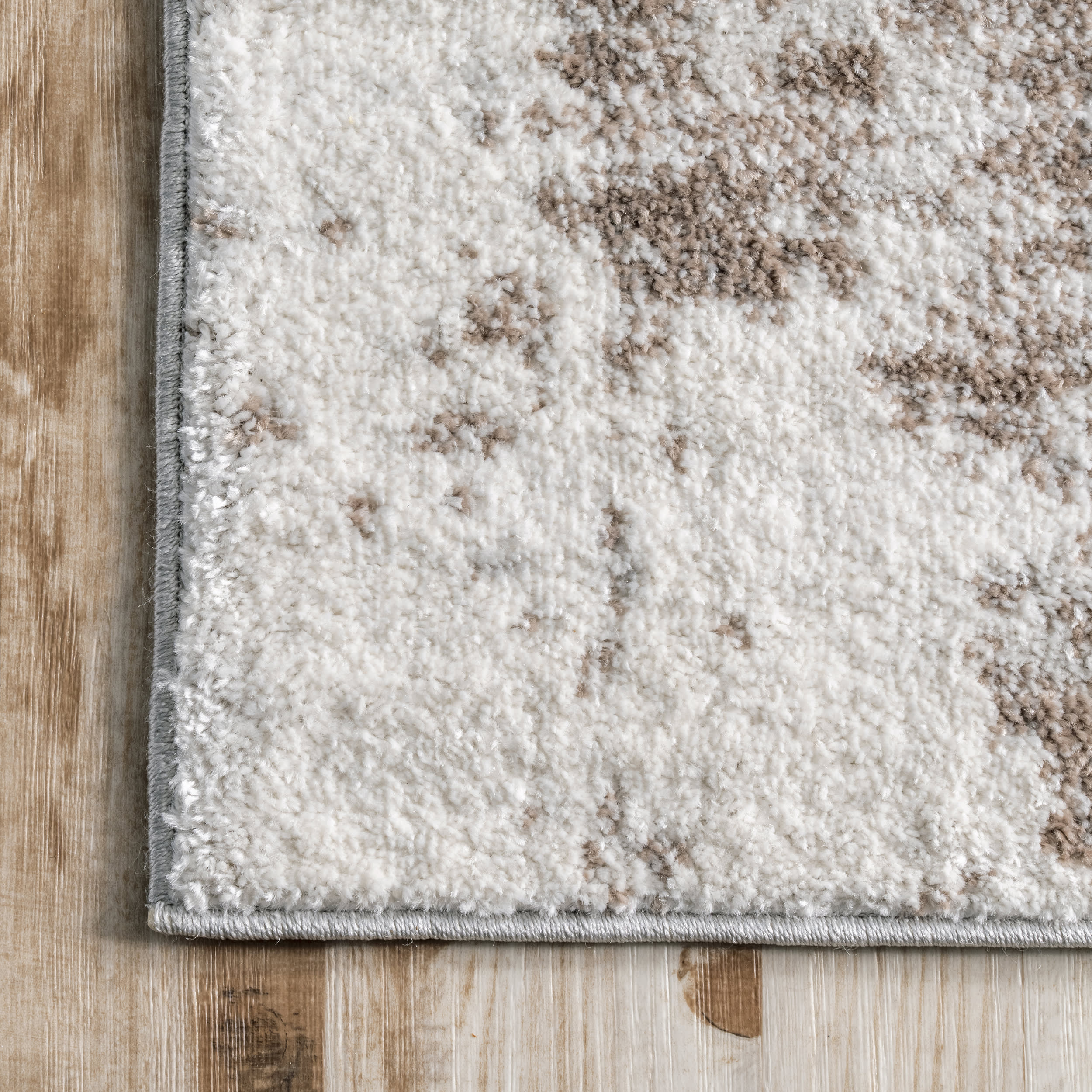 Faded Vintage Rug | Light Grey - Image 3