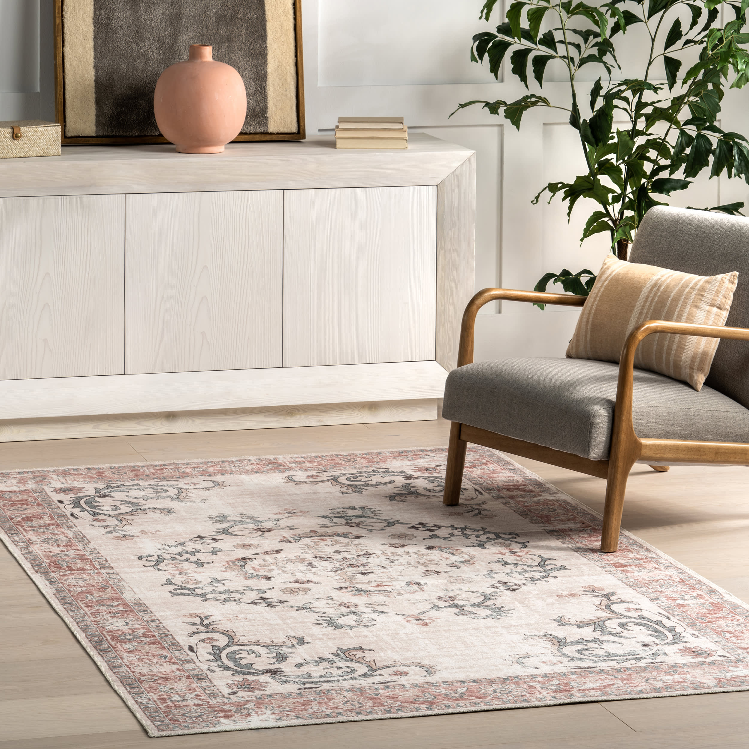 Faded Wreath Washable Rug | Light Grey - Image 2