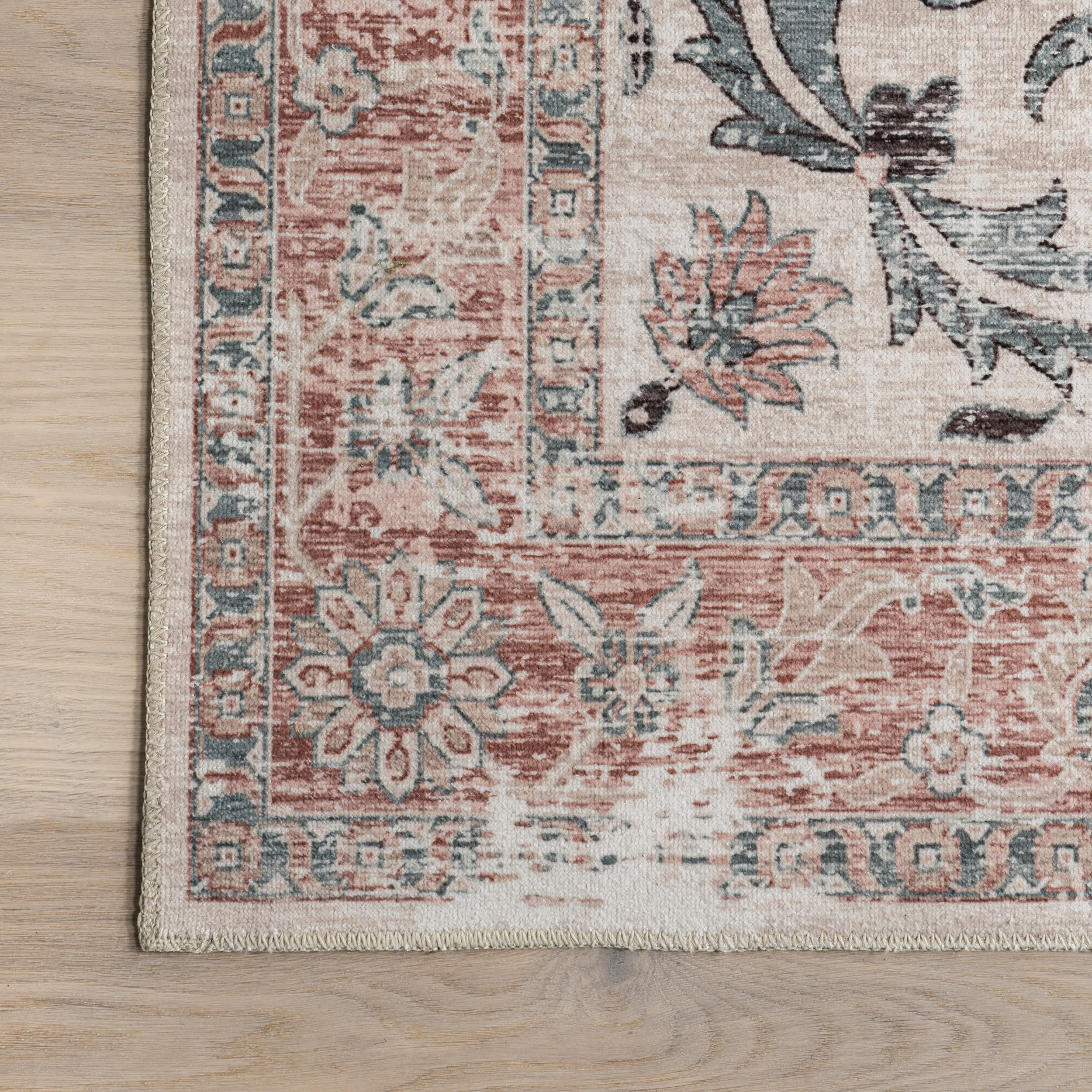 Faded Wreath Washable Rug | Light Grey - Image 3