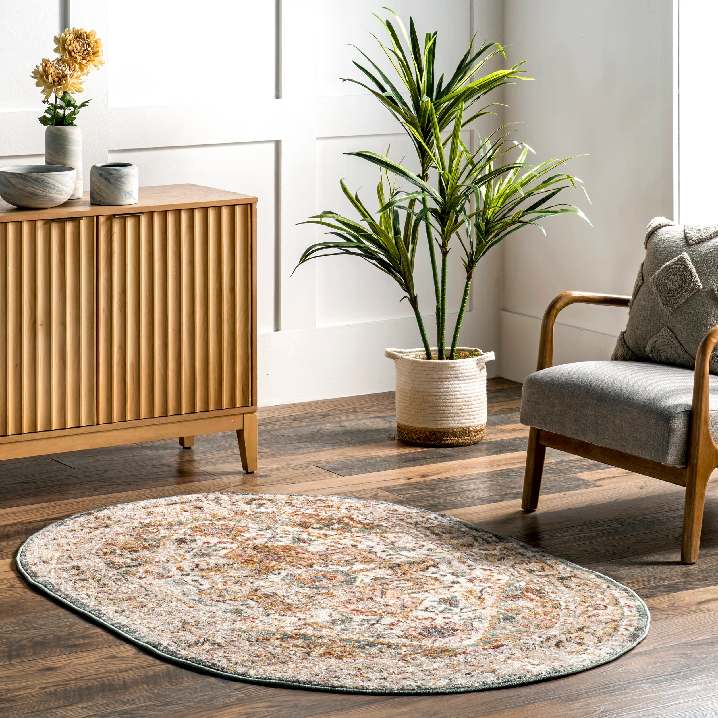 Fading Herati Medallion Rug | Beige - Image 2