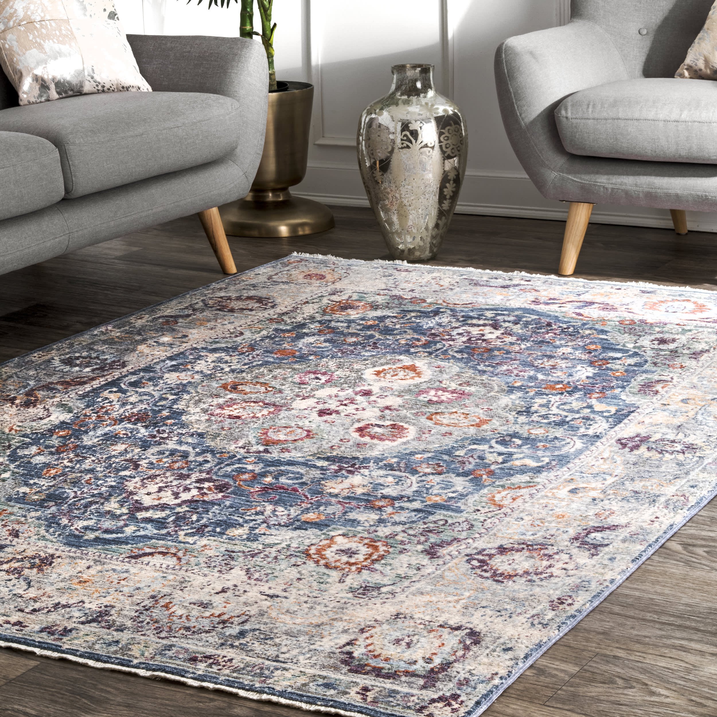 Fading Pendent Medallion Fringe Rug | Navy - Image 2