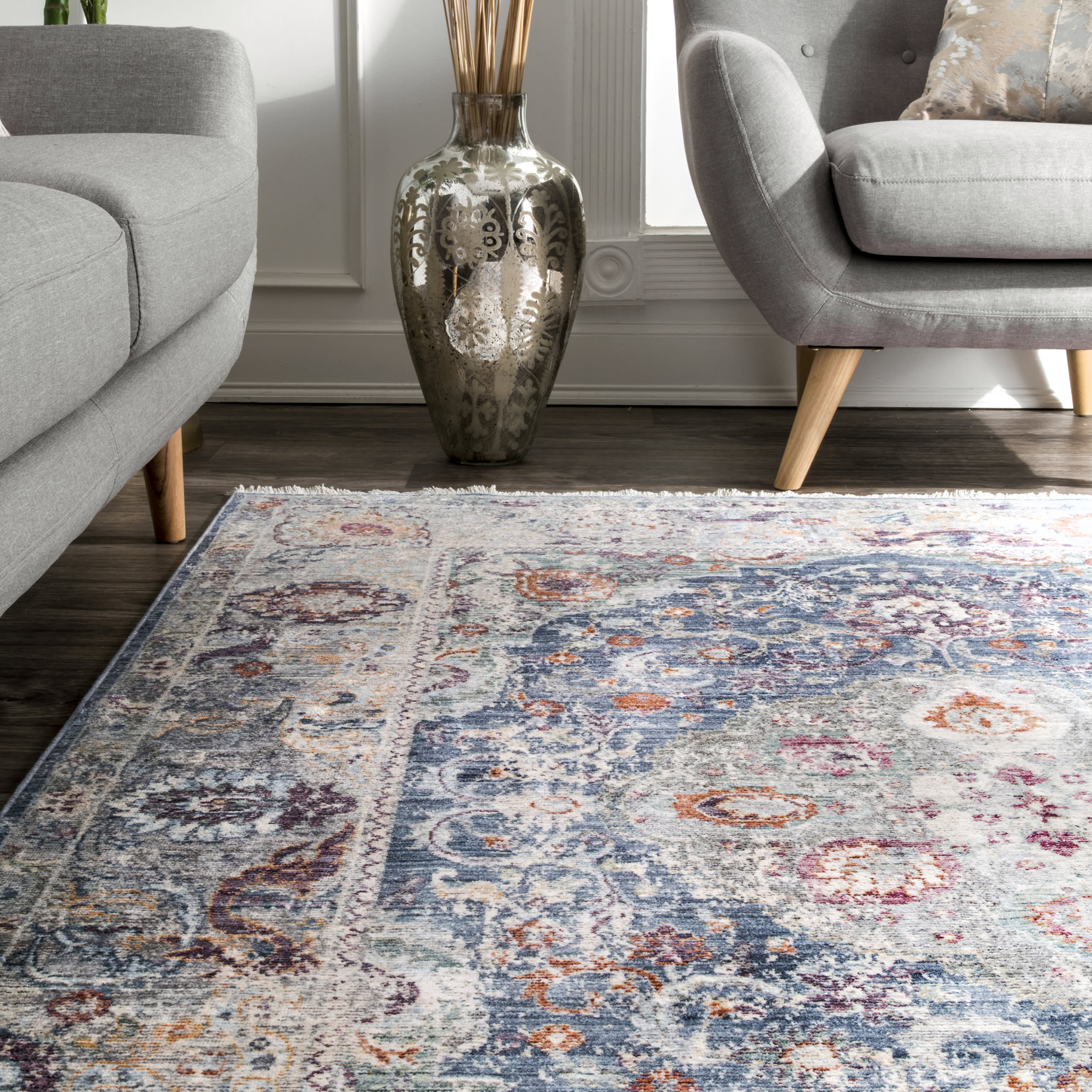 Fading Pendent Medallion Fringe Rug | Navy - Image 4