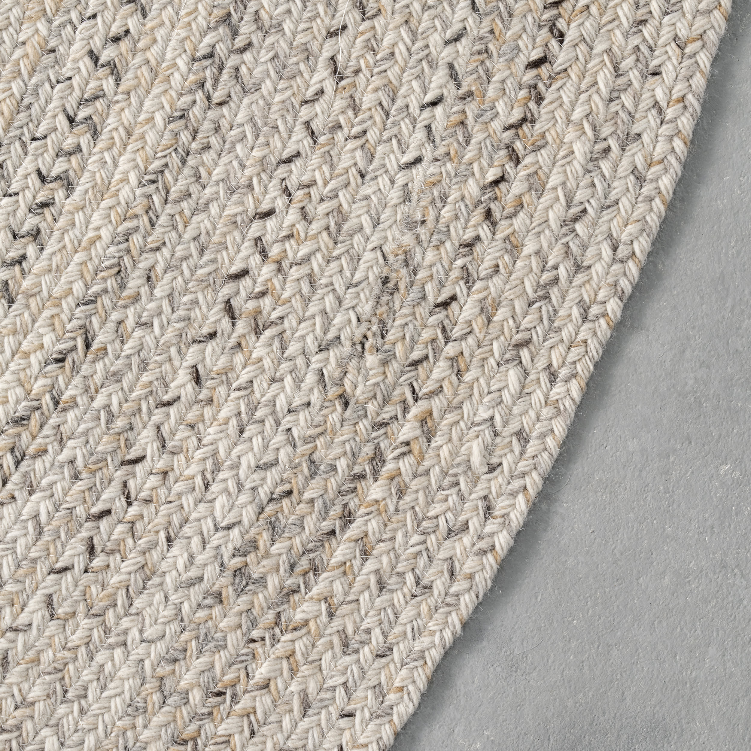 Farah Braided Ombre Rug | Beige - Image 3