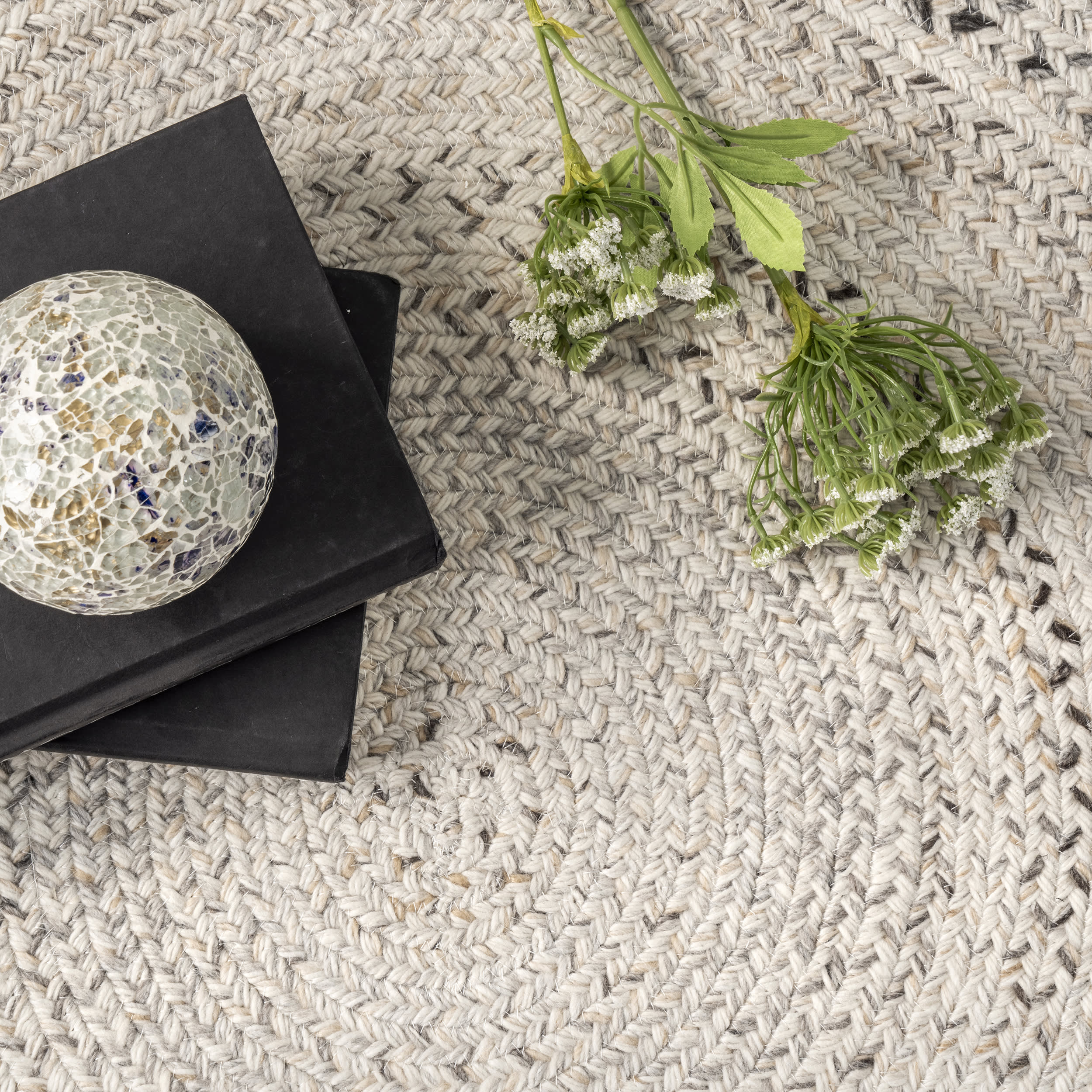 Farah Braided Ombre Rug | Beige - Image 2