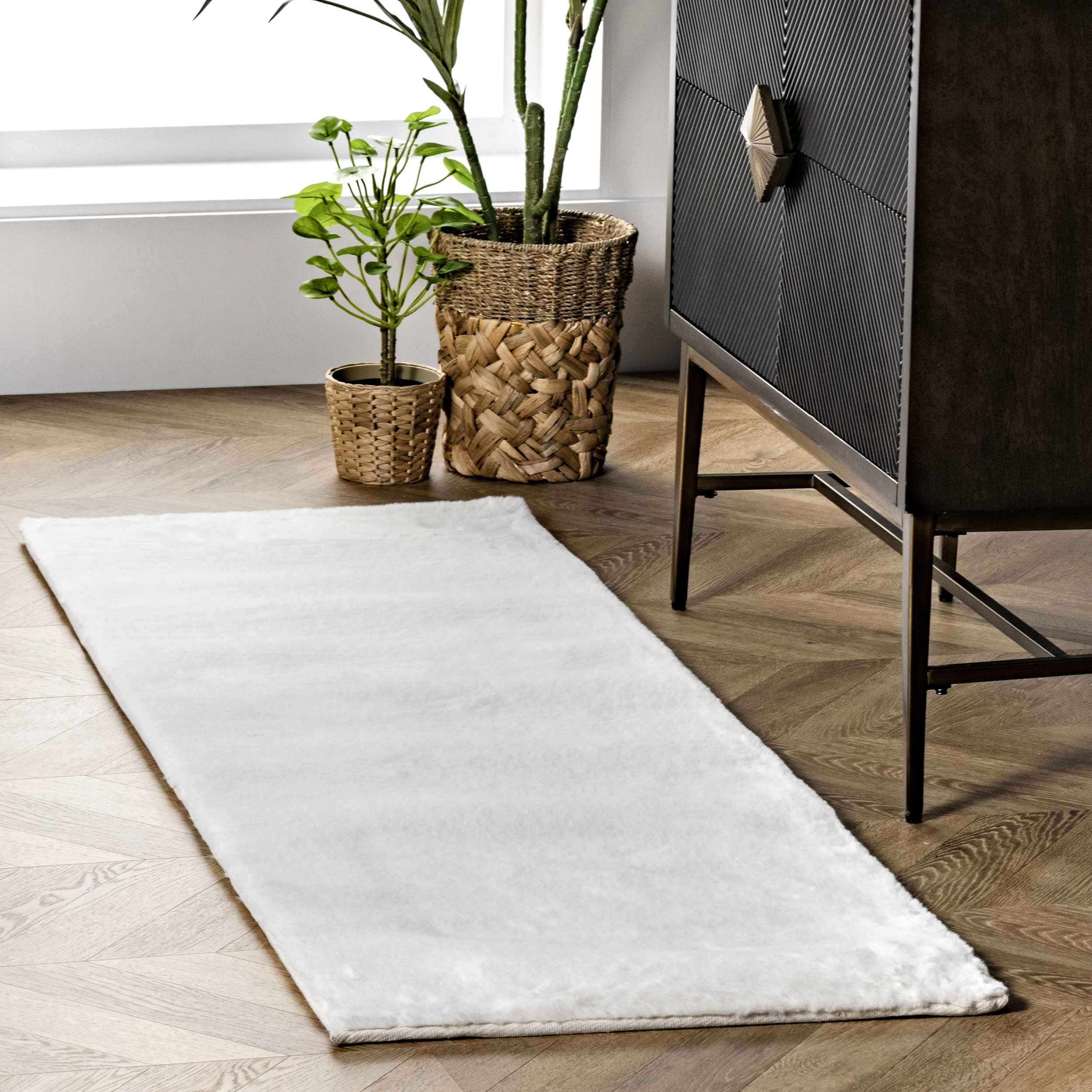 Faux Rabbit Shag Rug | White - Image 2