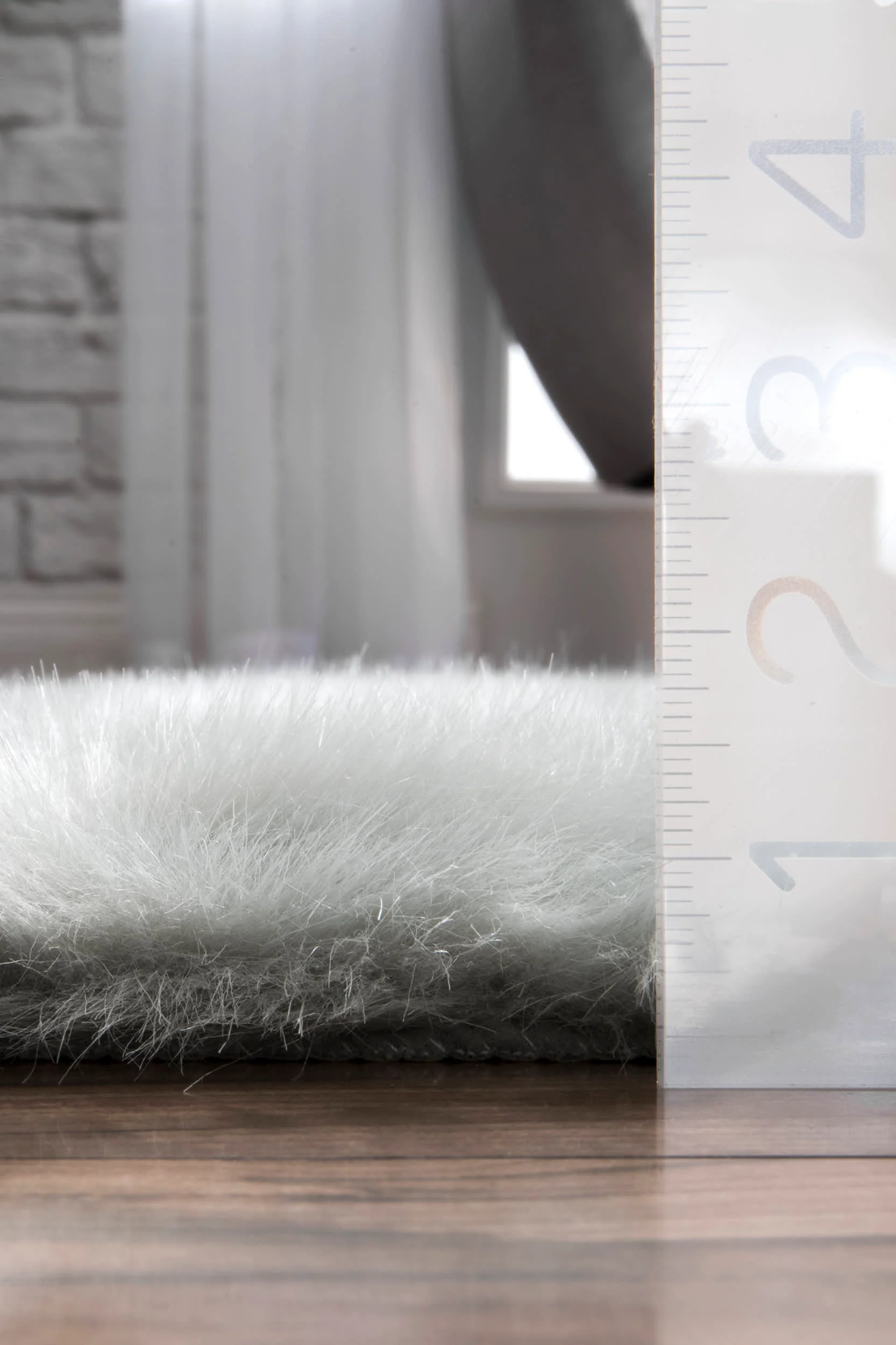 Faux Sheepskin Trellis Rug | Grey - Image 5