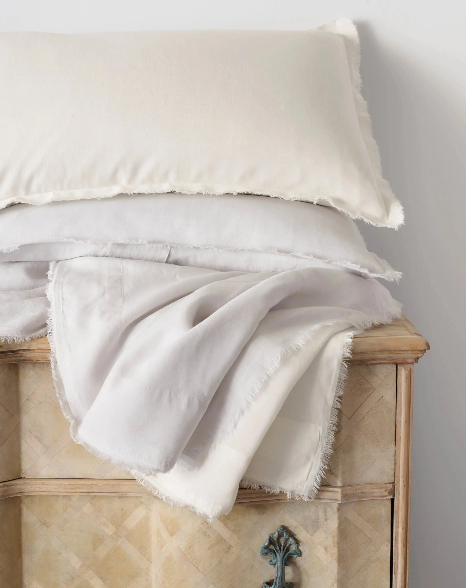 Faye Linen Sheet Set | Plaster - Image 5