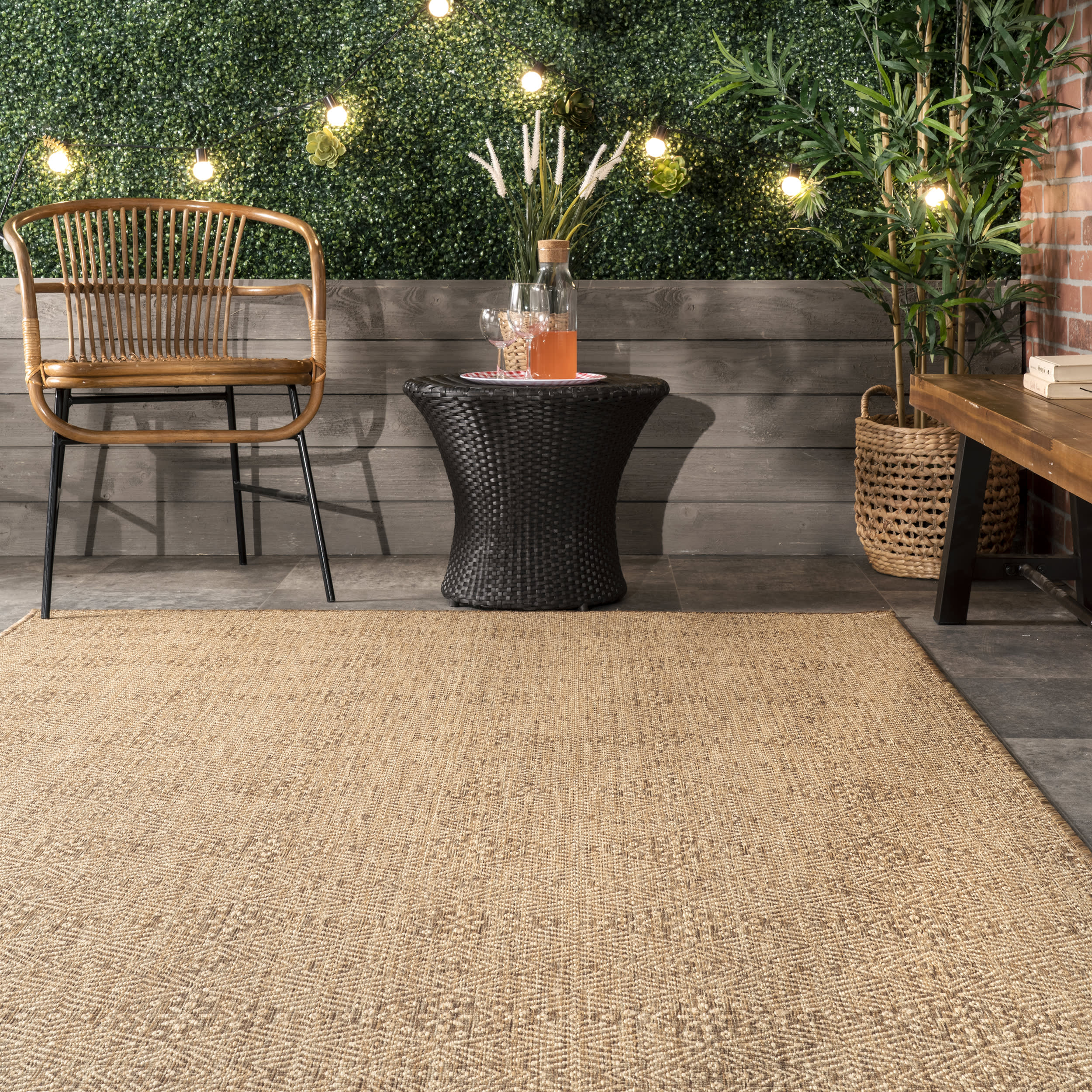 Filigree Indoor/Outdoor Flatweave Rug | Brown - Image 4