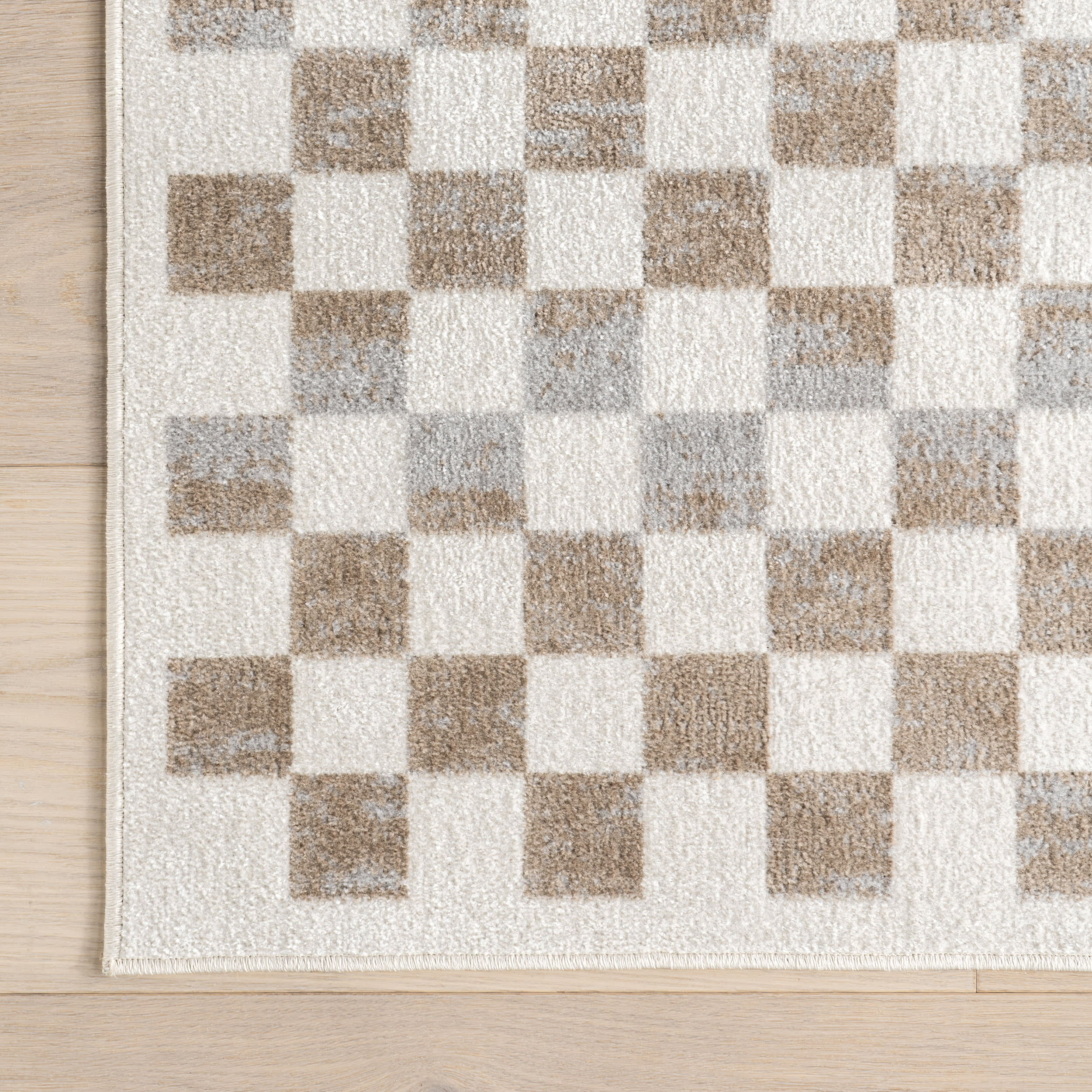 Finley Retro Checkered Washable Rug | Beige - Image 4