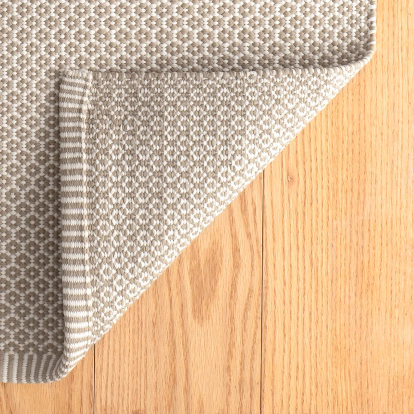 Finn Handwoven Indoor/Outdoor Rug | Khaki - Image 6