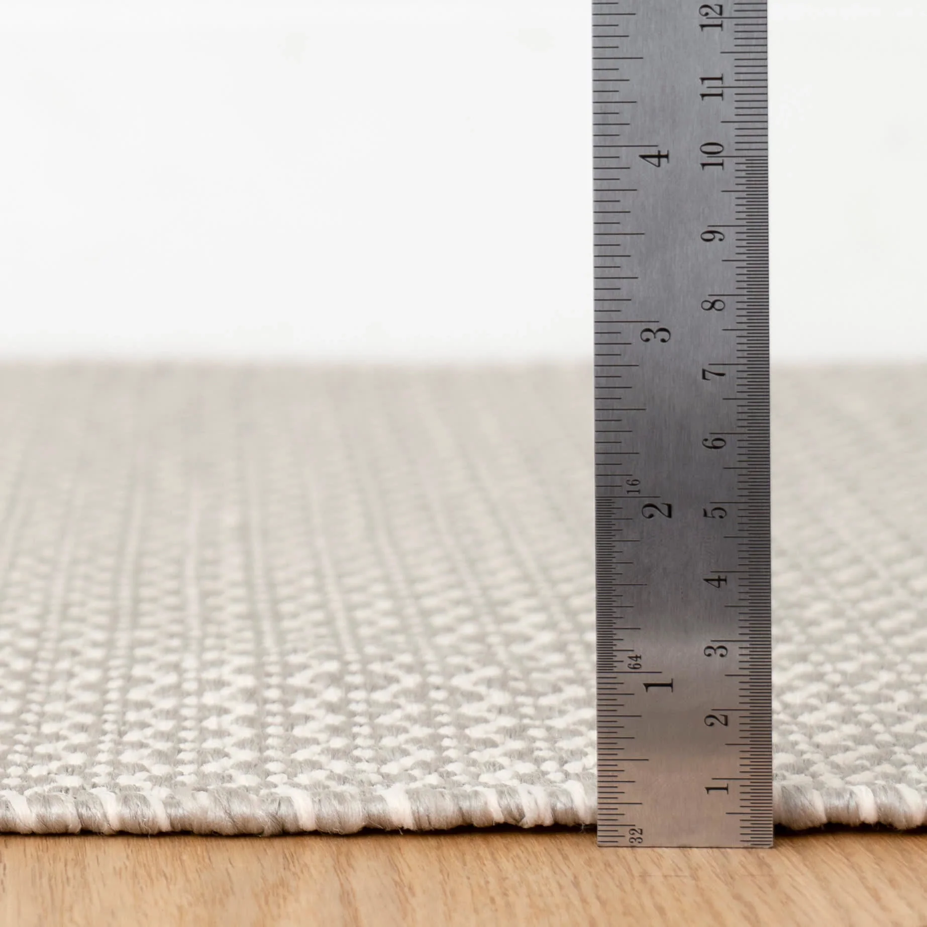 Finn Handwoven Indoor/Outdoor Rug | Platinum - Image 4
