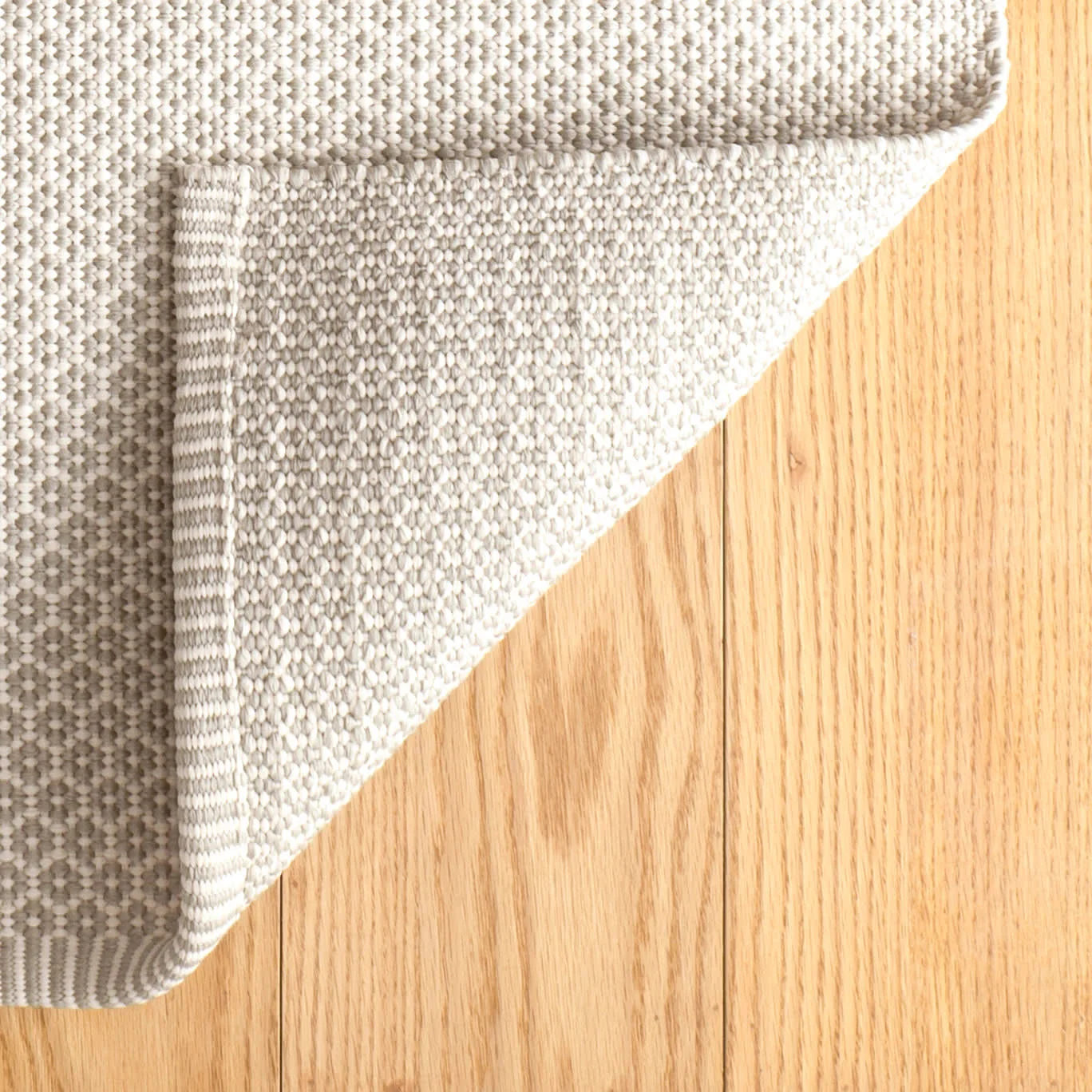 Finn Handwoven Indoor/Outdoor Rug | Platinum - Image 6