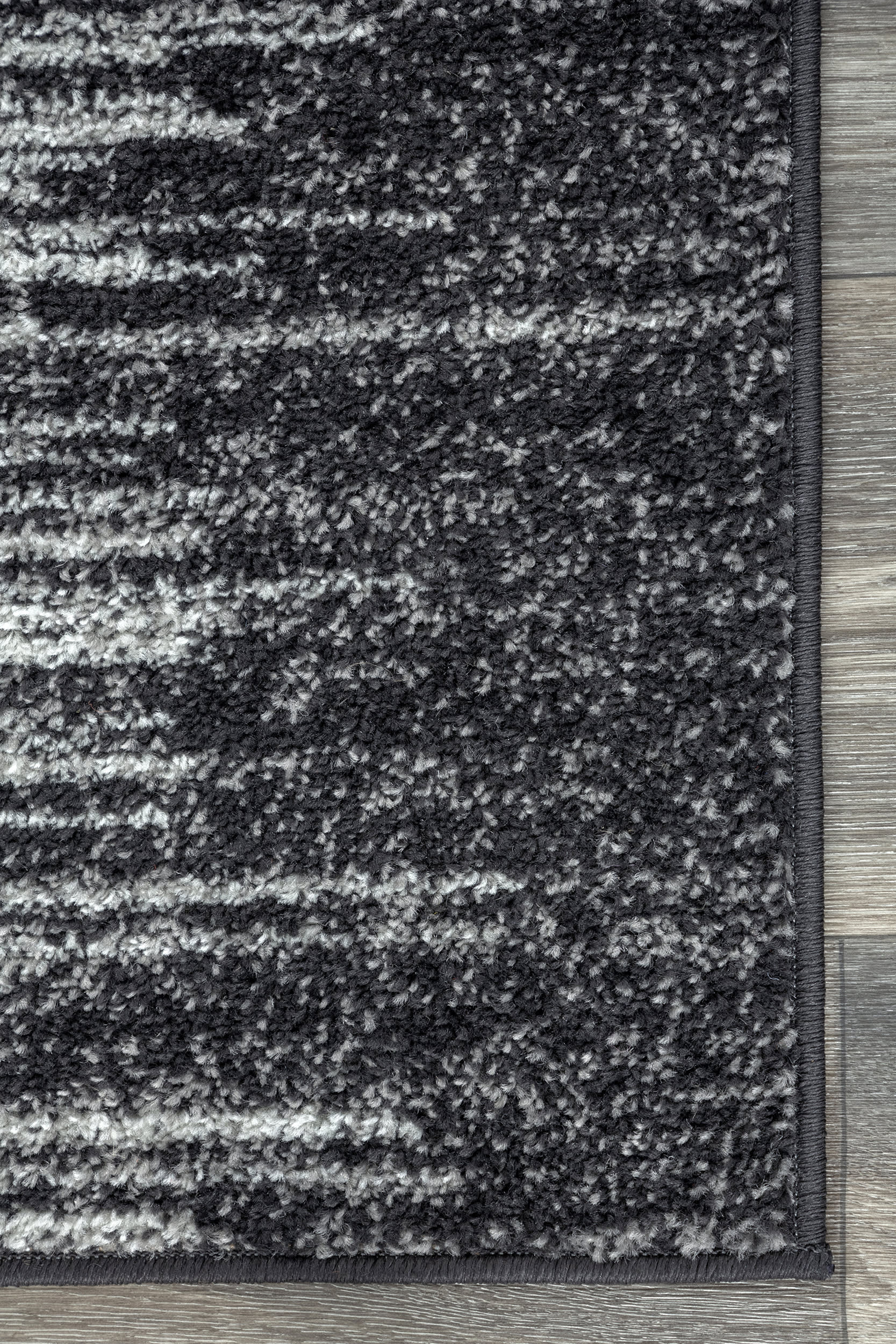Flamestitch Rug | Grey - Image 3