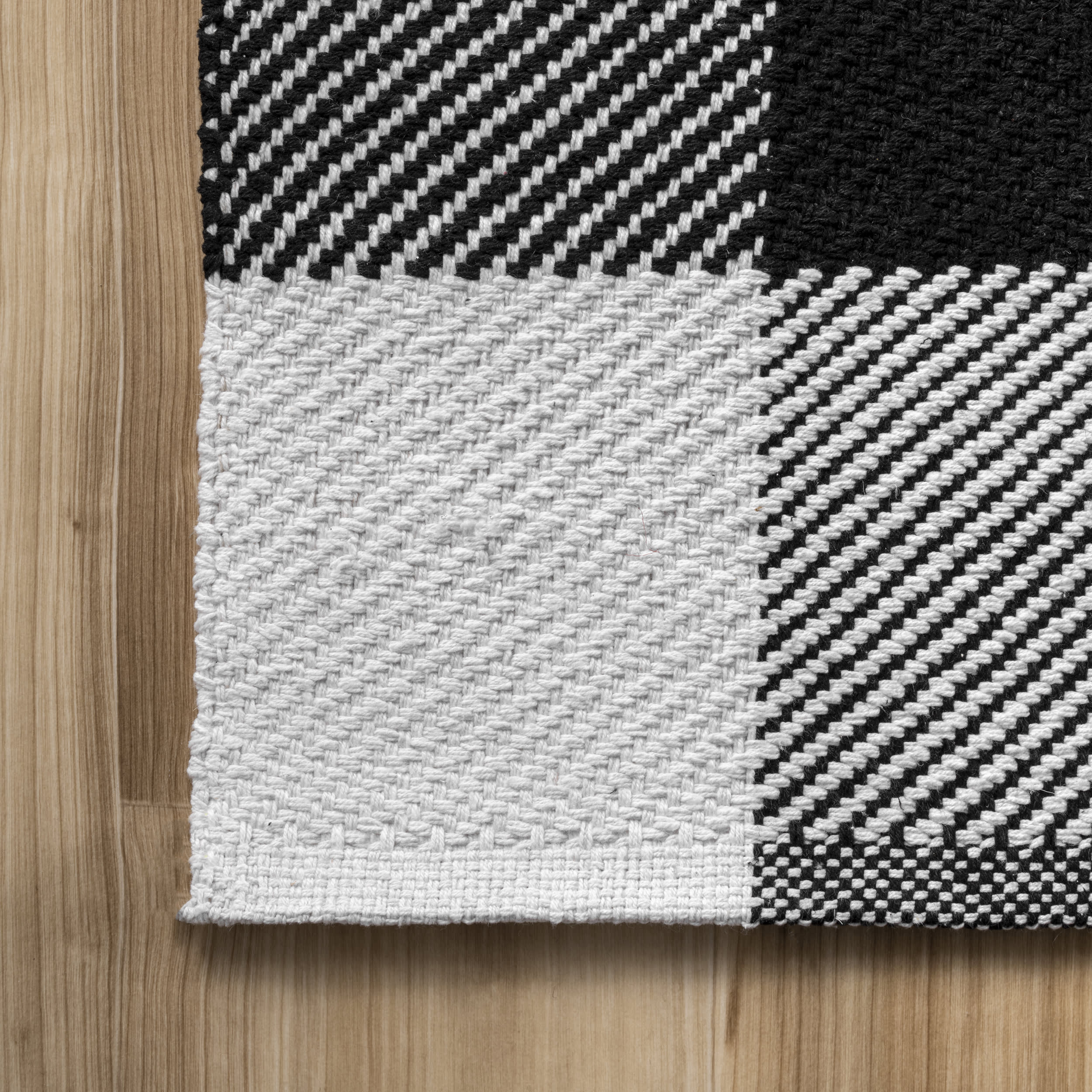 Flatwoven Buffalo Plaid Rug | Black - Image 3