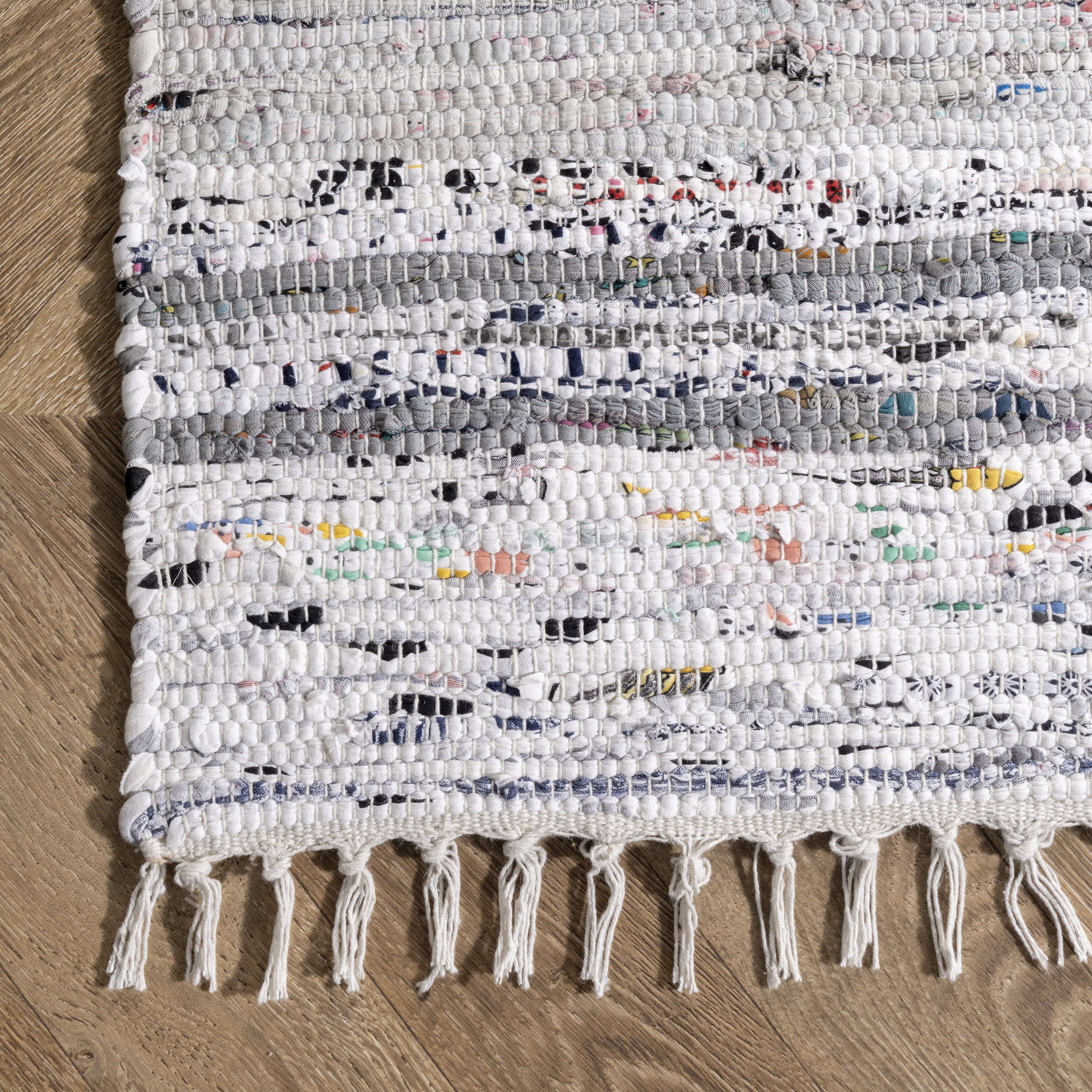 Flatwoven Mottled Stripes with Tassels Rug | Grey - Image 3