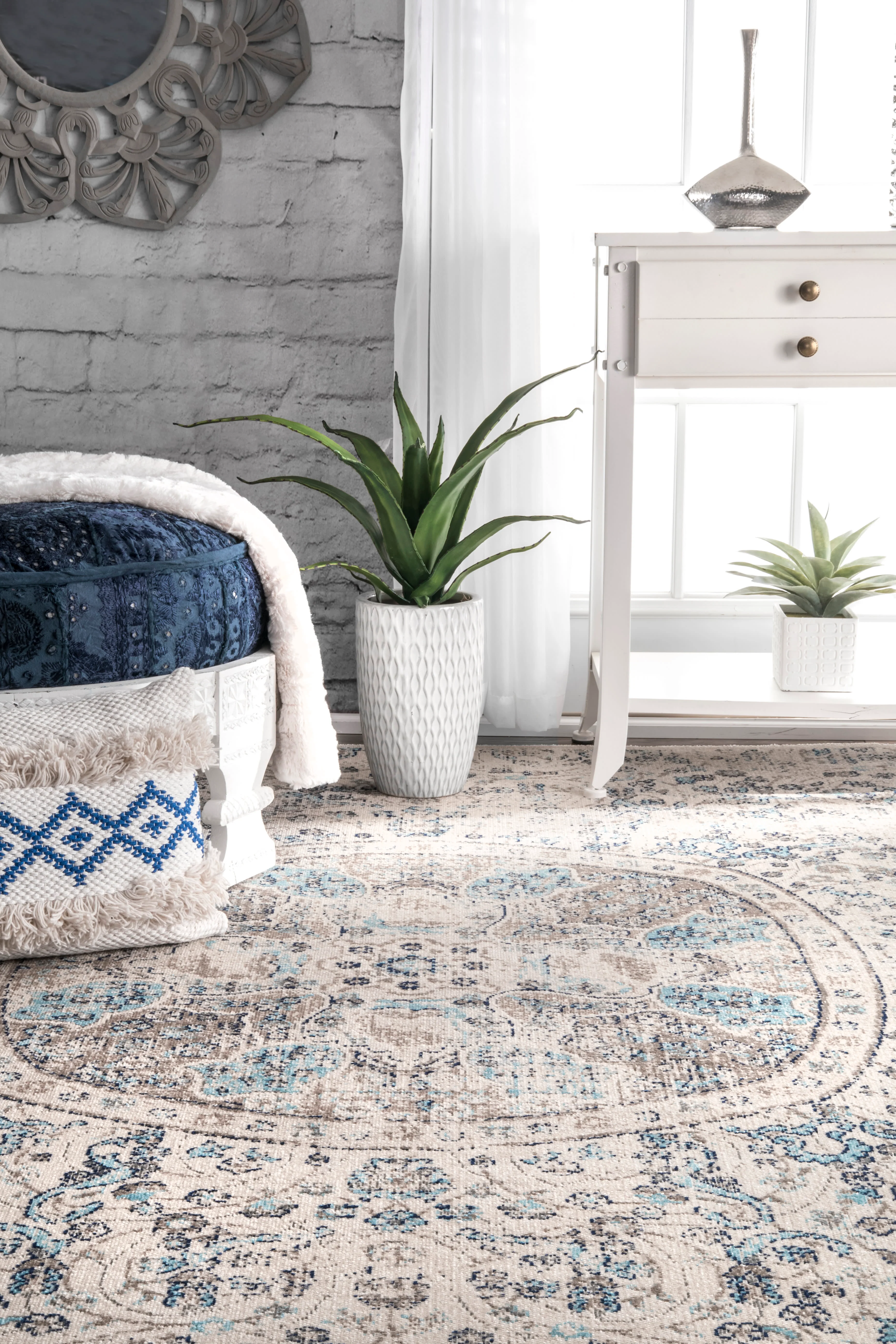 Floral Encompass Mandala Rug | Beige - Image 4