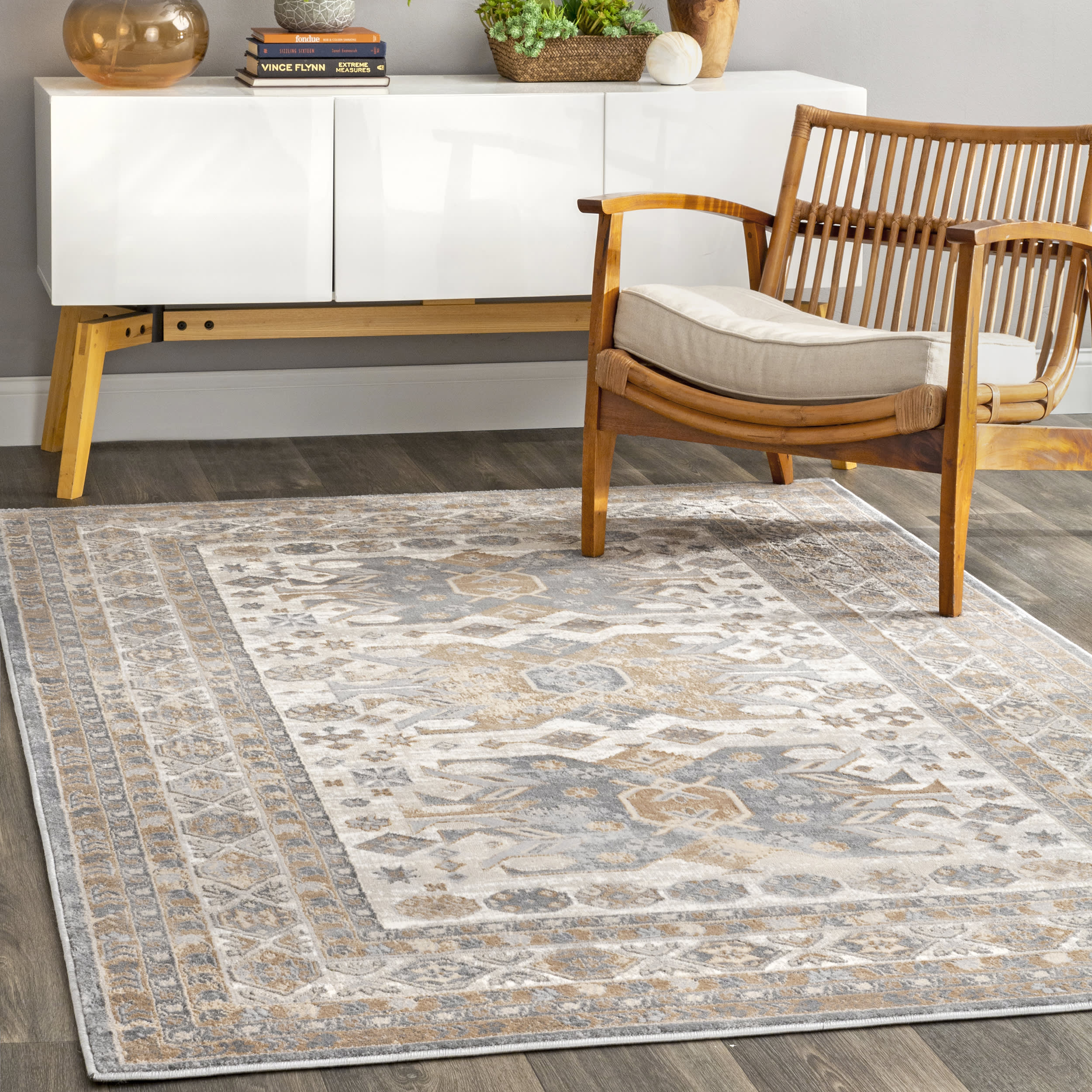 Flowery Medallion Rug | Beige - Image 2