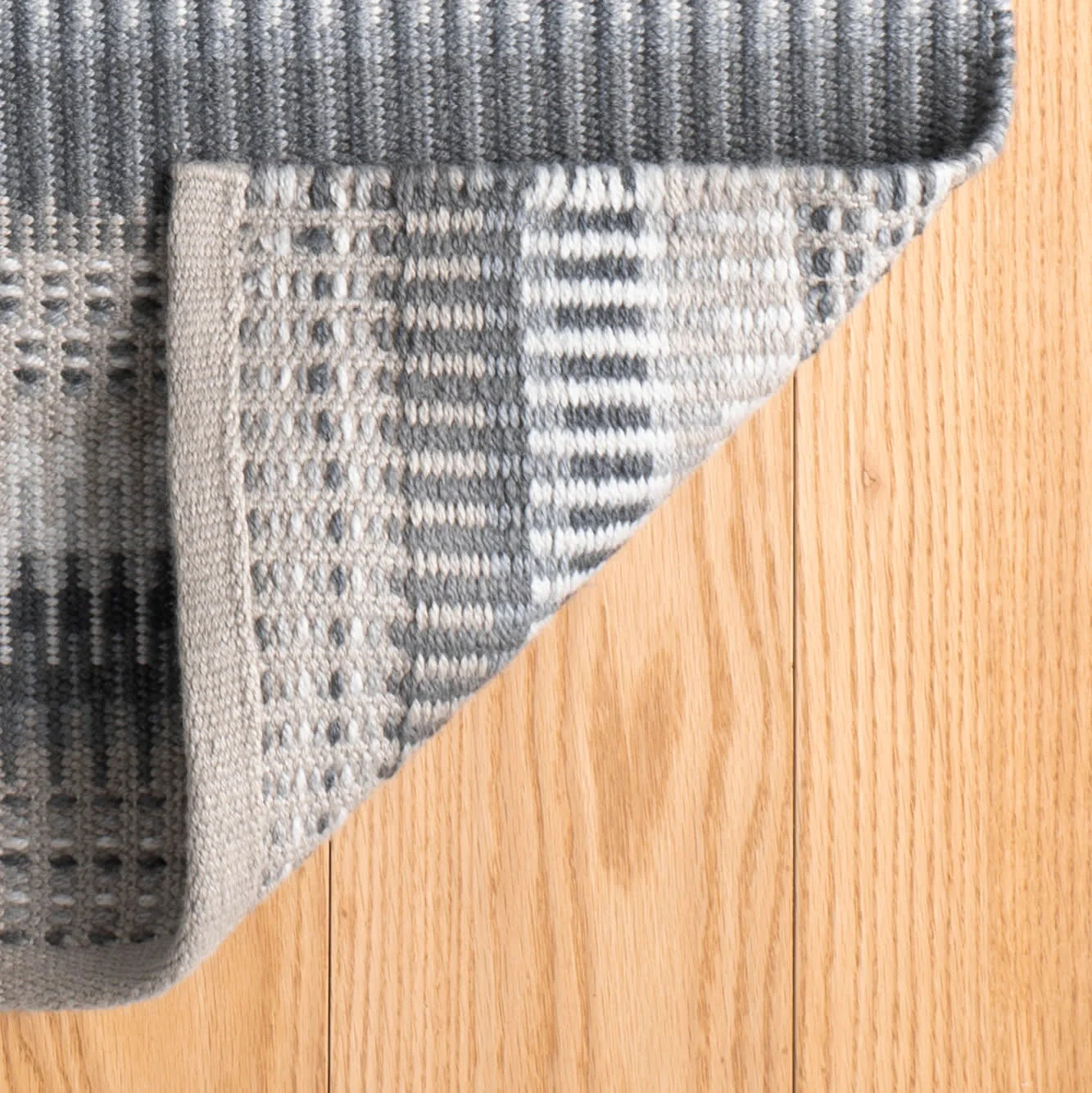 Folly Handwoven Indoor/Outdoor Rug | Grey - Image 5