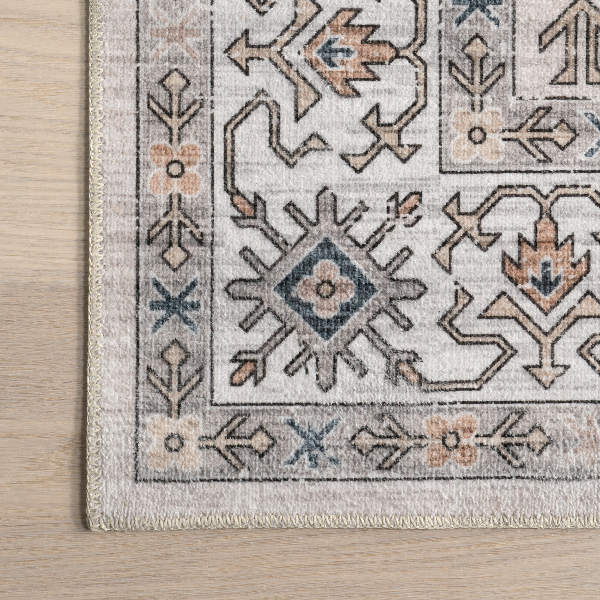 Francesca Timeworn Charm Washable Rug | Ivory - Image 3