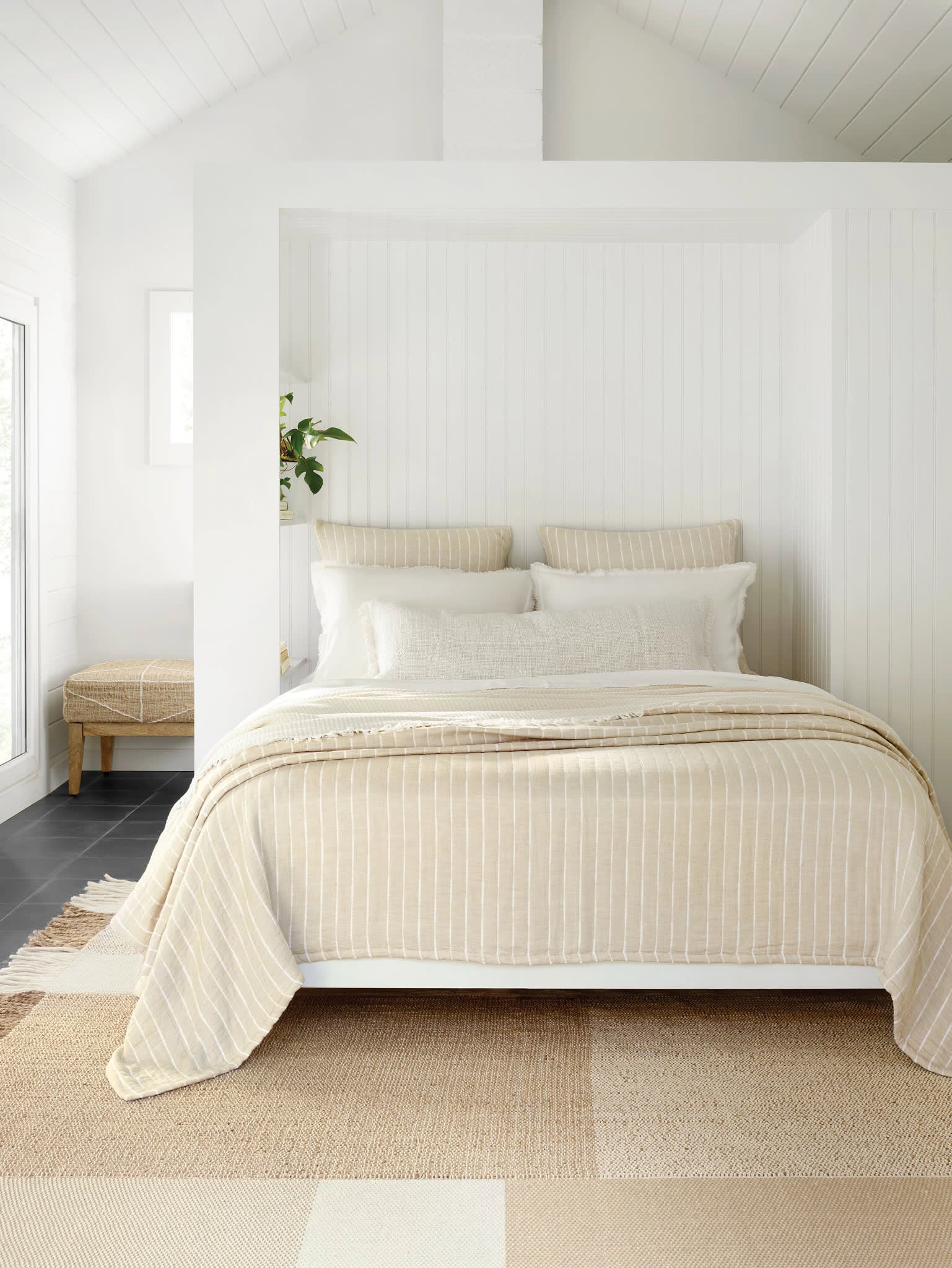 Frankie Handwoven Jute Rug | Natural - Image 3
