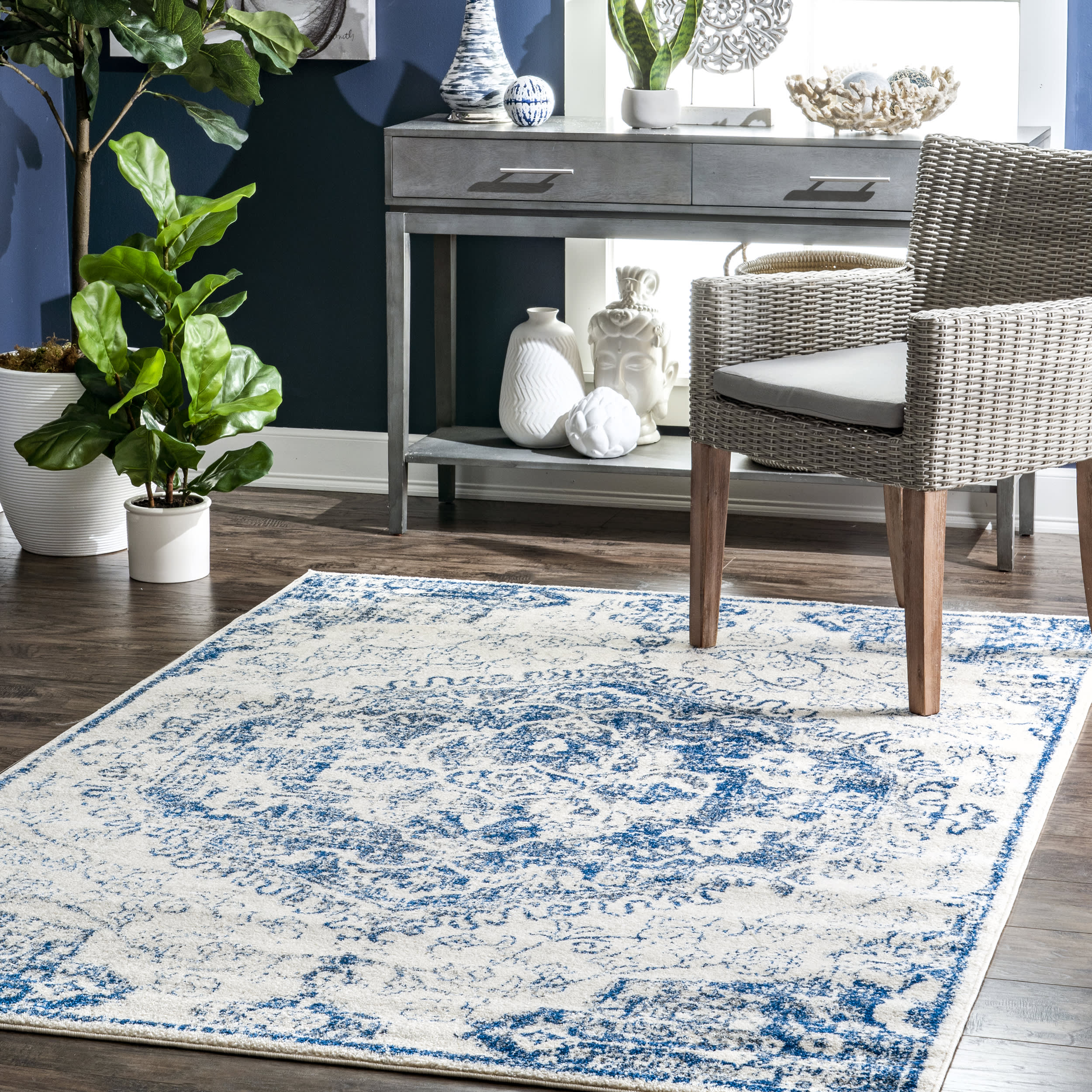 Frilly Corinthian Medallion Rug | Blue - Image 2