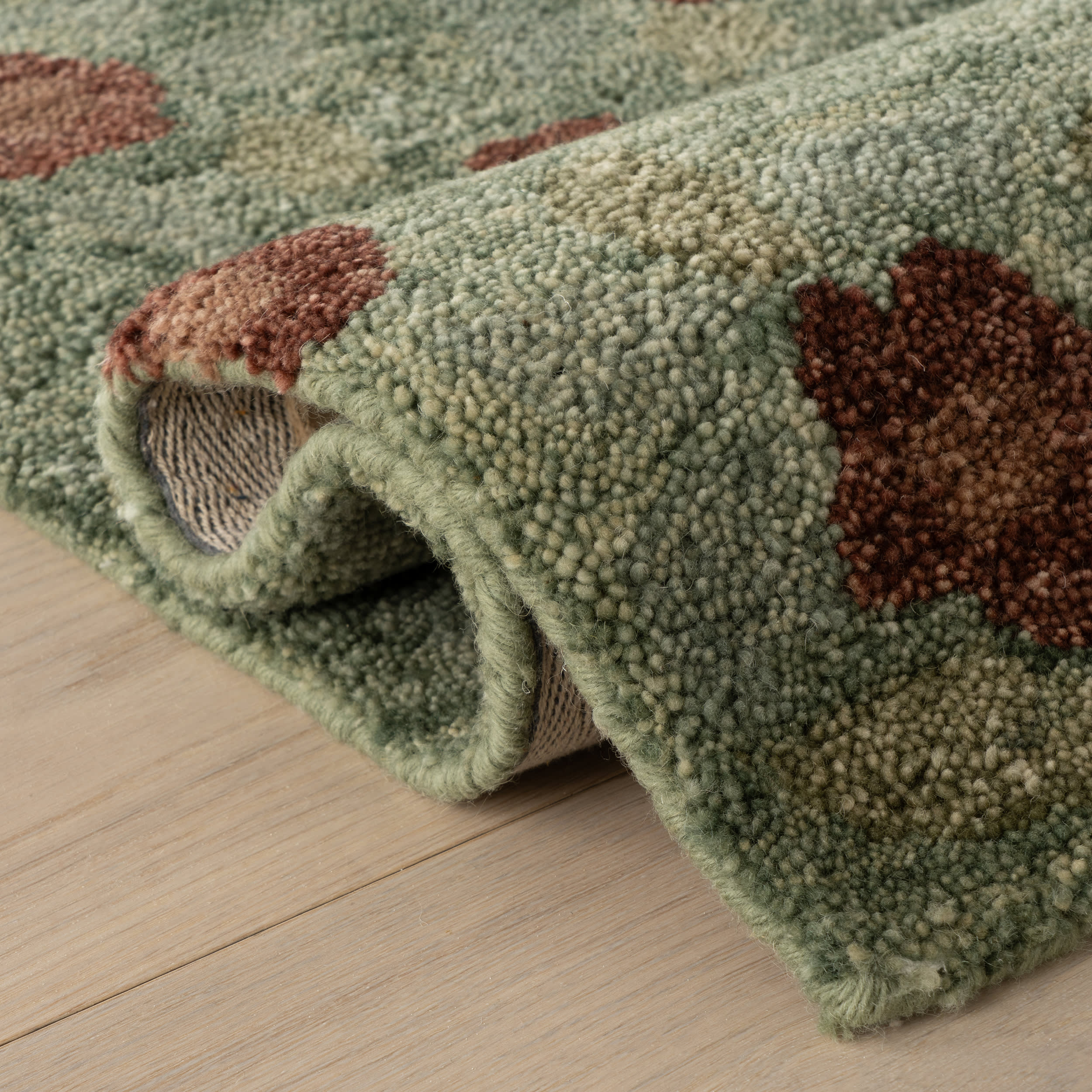 Genevive Modern Floral Wool Rug | Green - Image 6