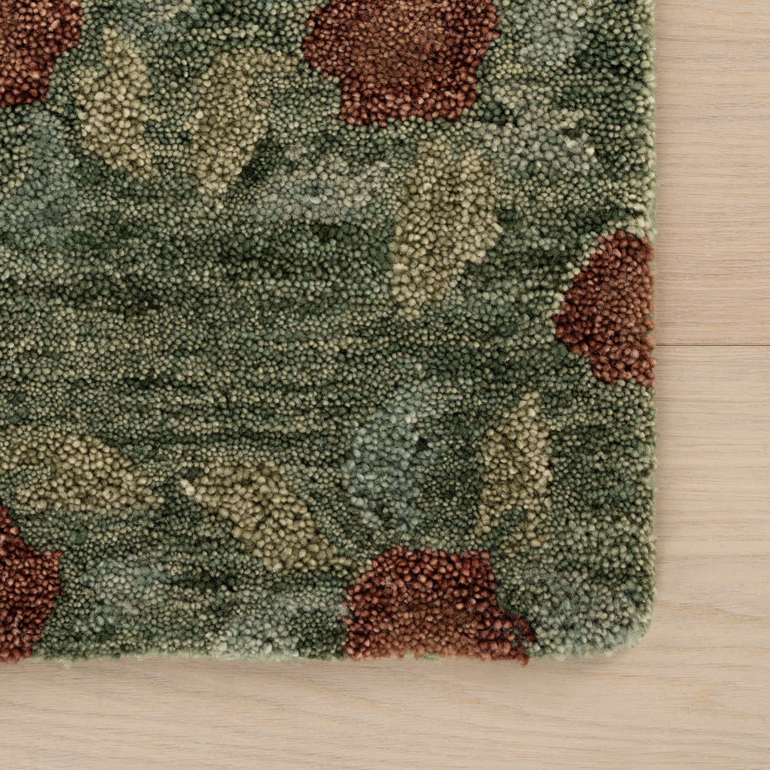 Genevive Modern Floral Wool Rug | Green - Image 9