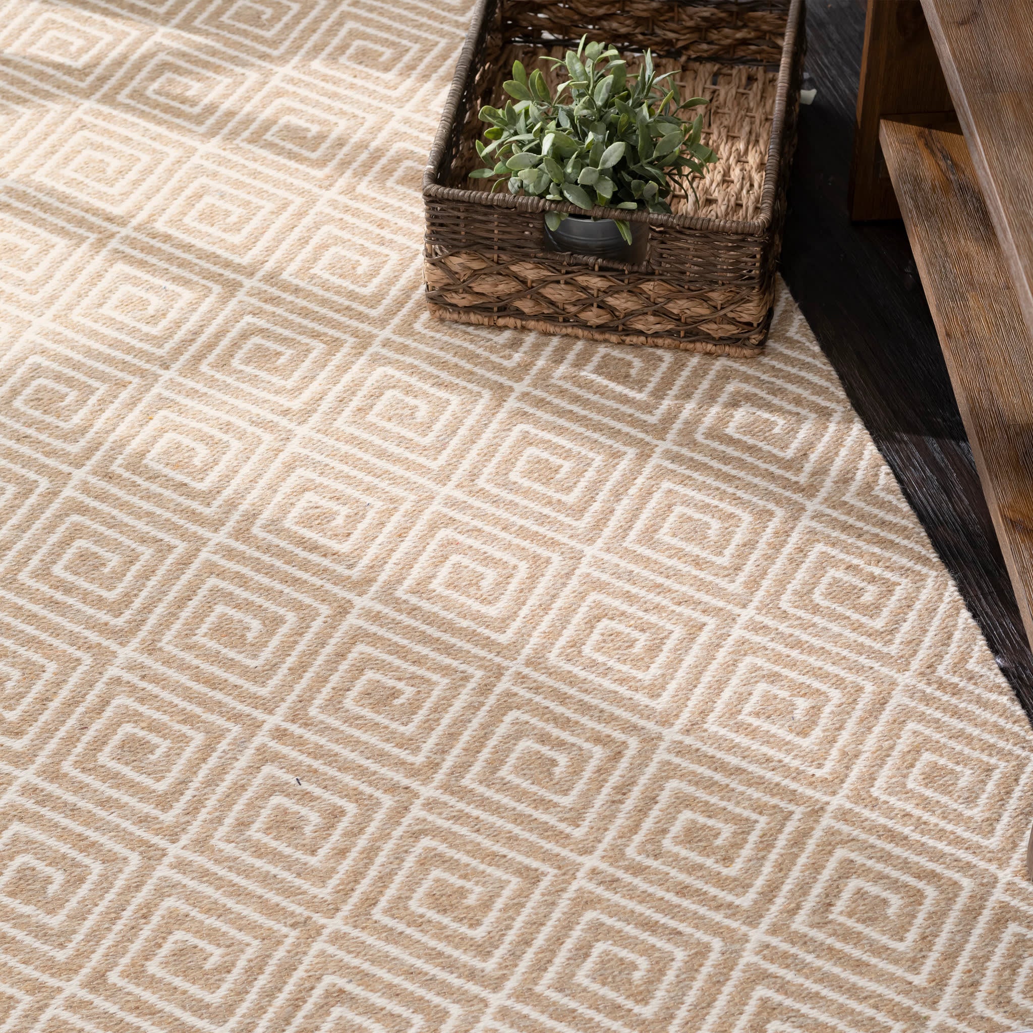 Geo Diamond Handwoven Wool Rug | Natural/Ivory - Image 3