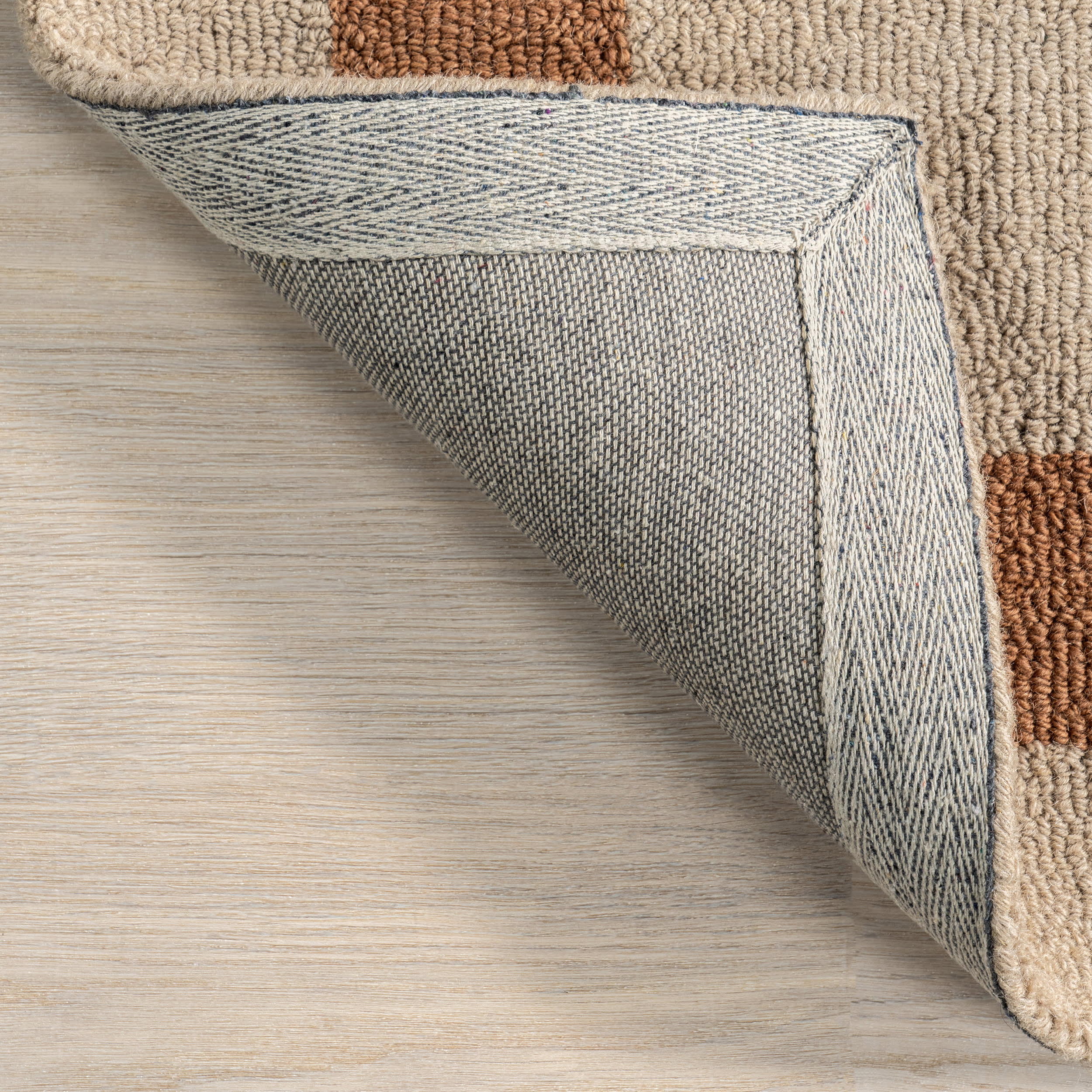 Gino Two-Tone Bordered Wool Rug | Rust - Image 5