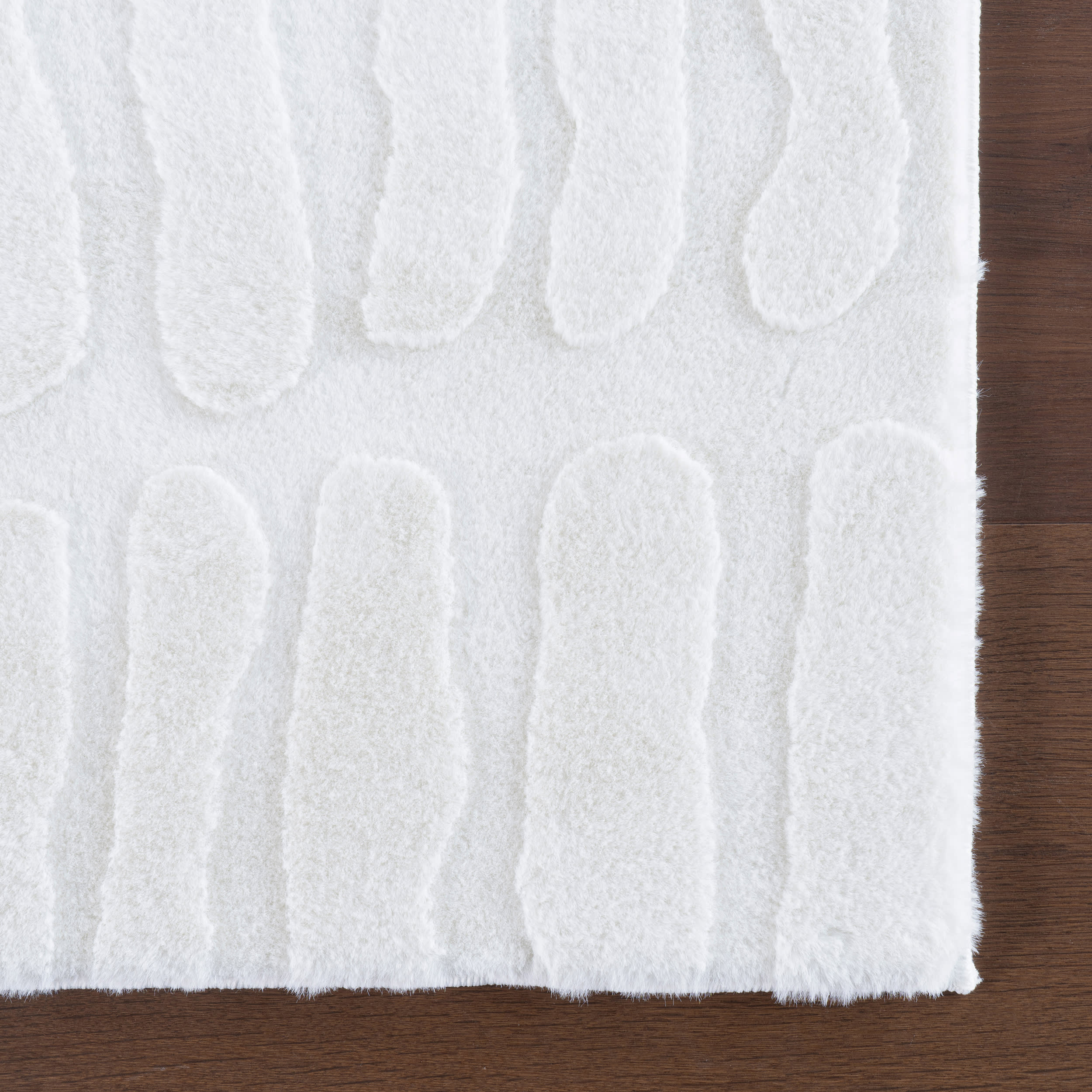 Giselle Solid Cloud Washable Rug | Off White - Image 4