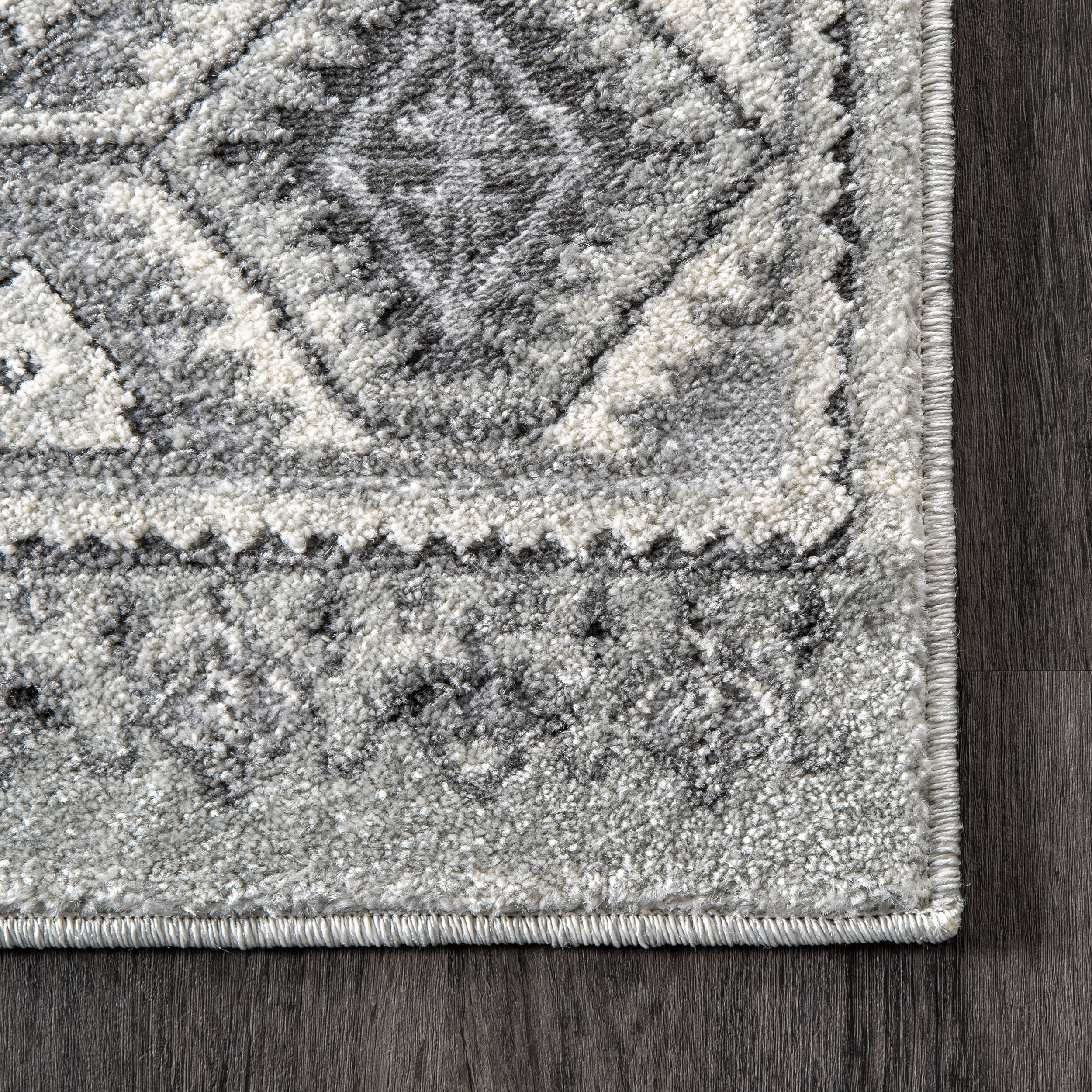 Gothic Vintage Rug | Grey - Image 3