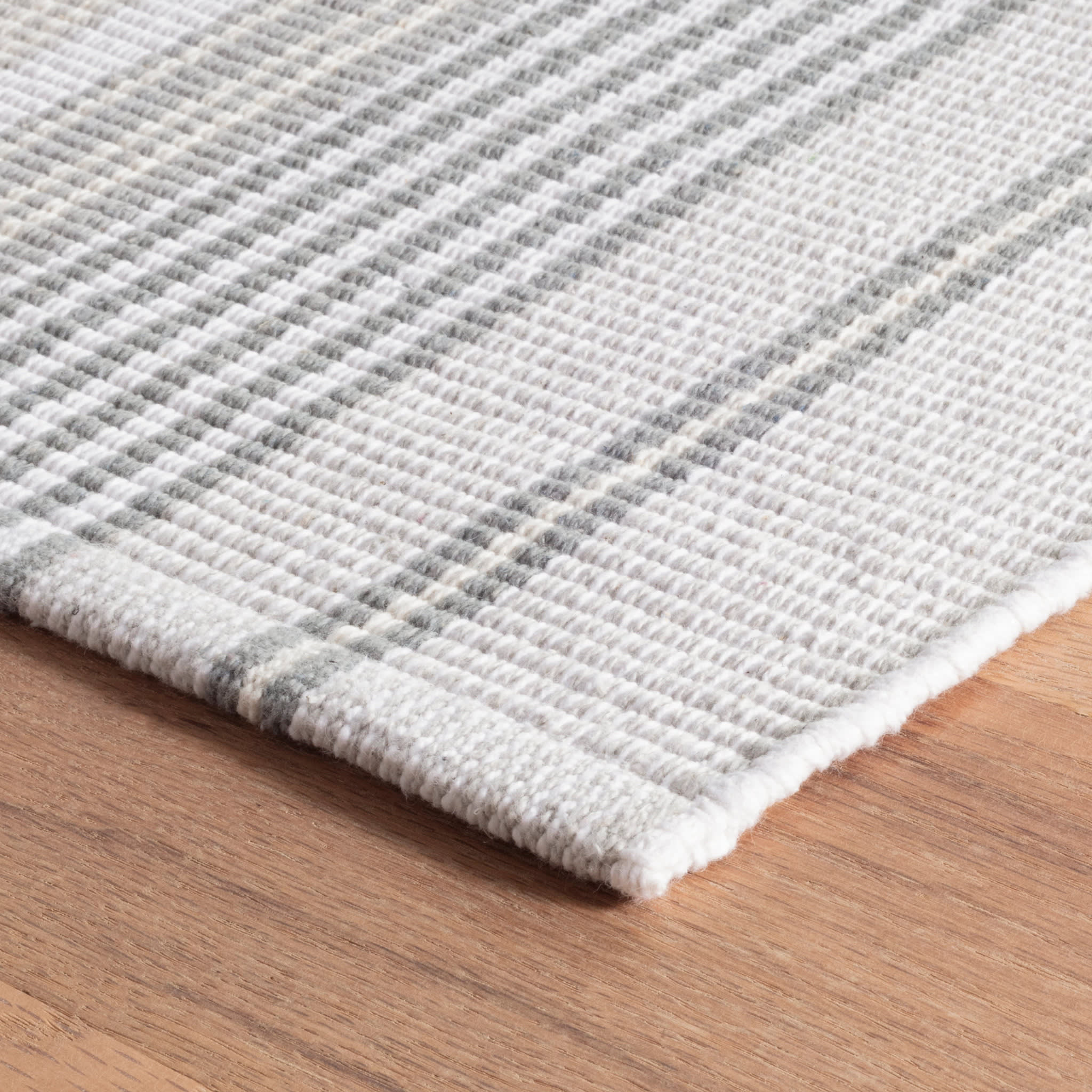 Gradation Ticking Handwoven Cotton Rug | Grey - Image 6