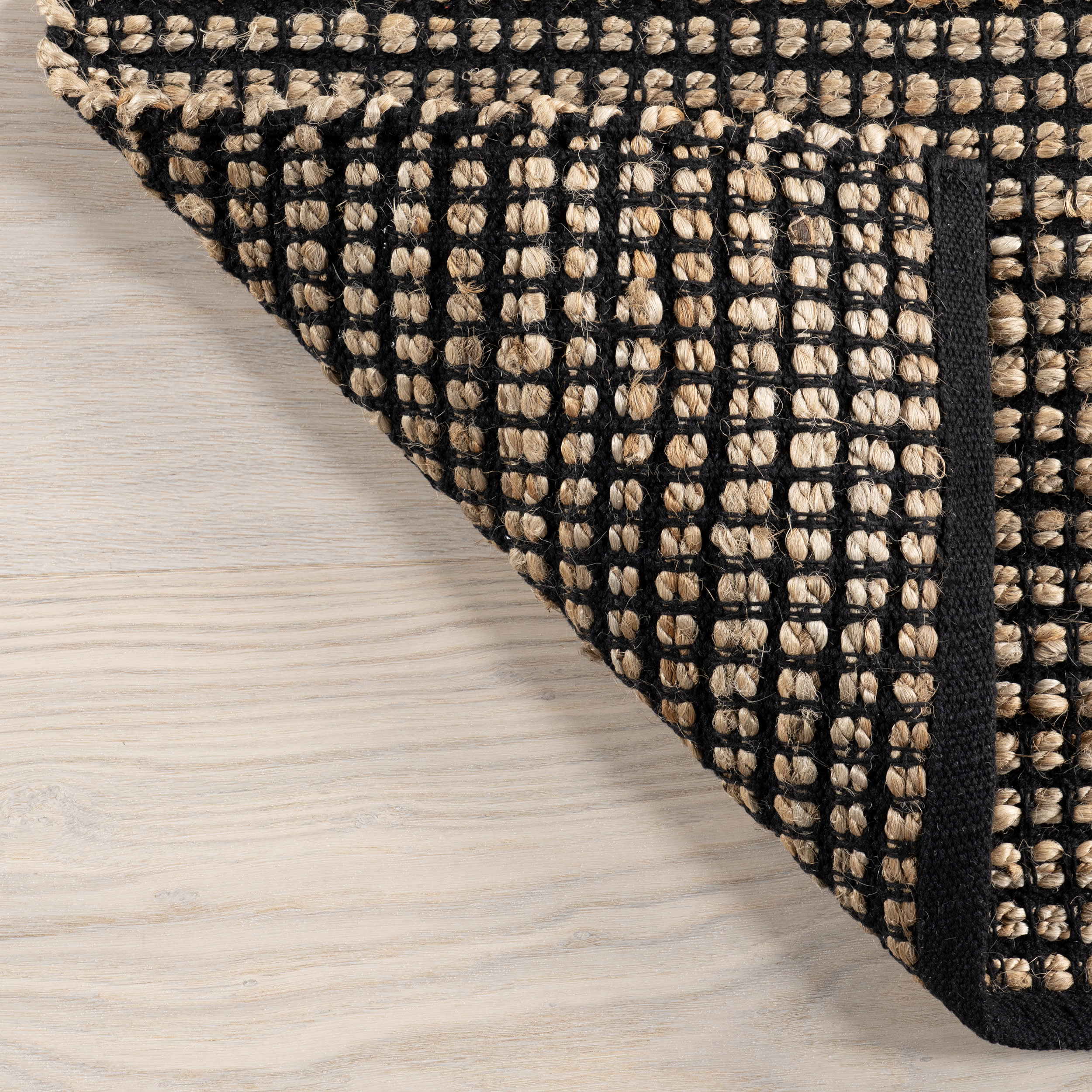 Gravel Handwoven Jute Rug | Black - Image 6