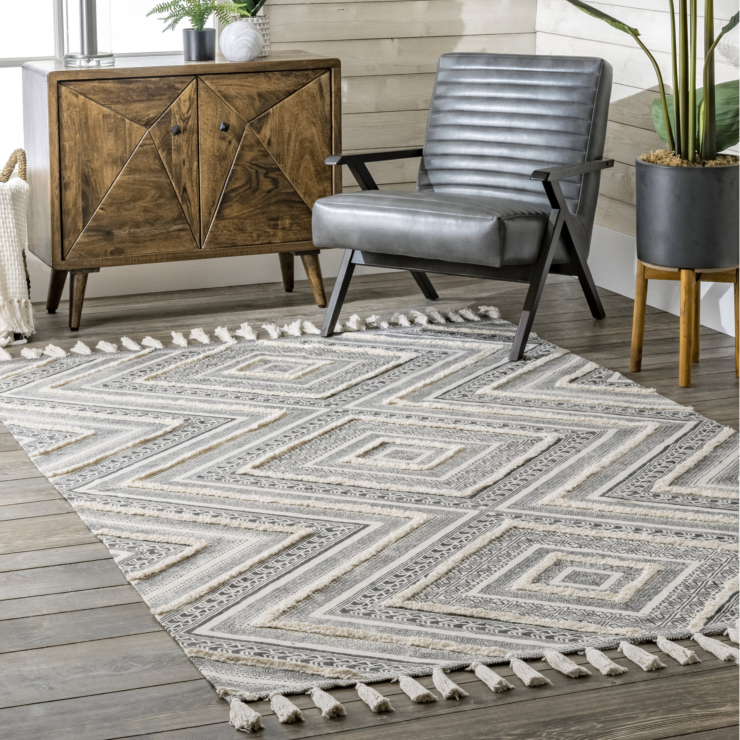 Greek Eye Trellis Rug | Grey - Image 2