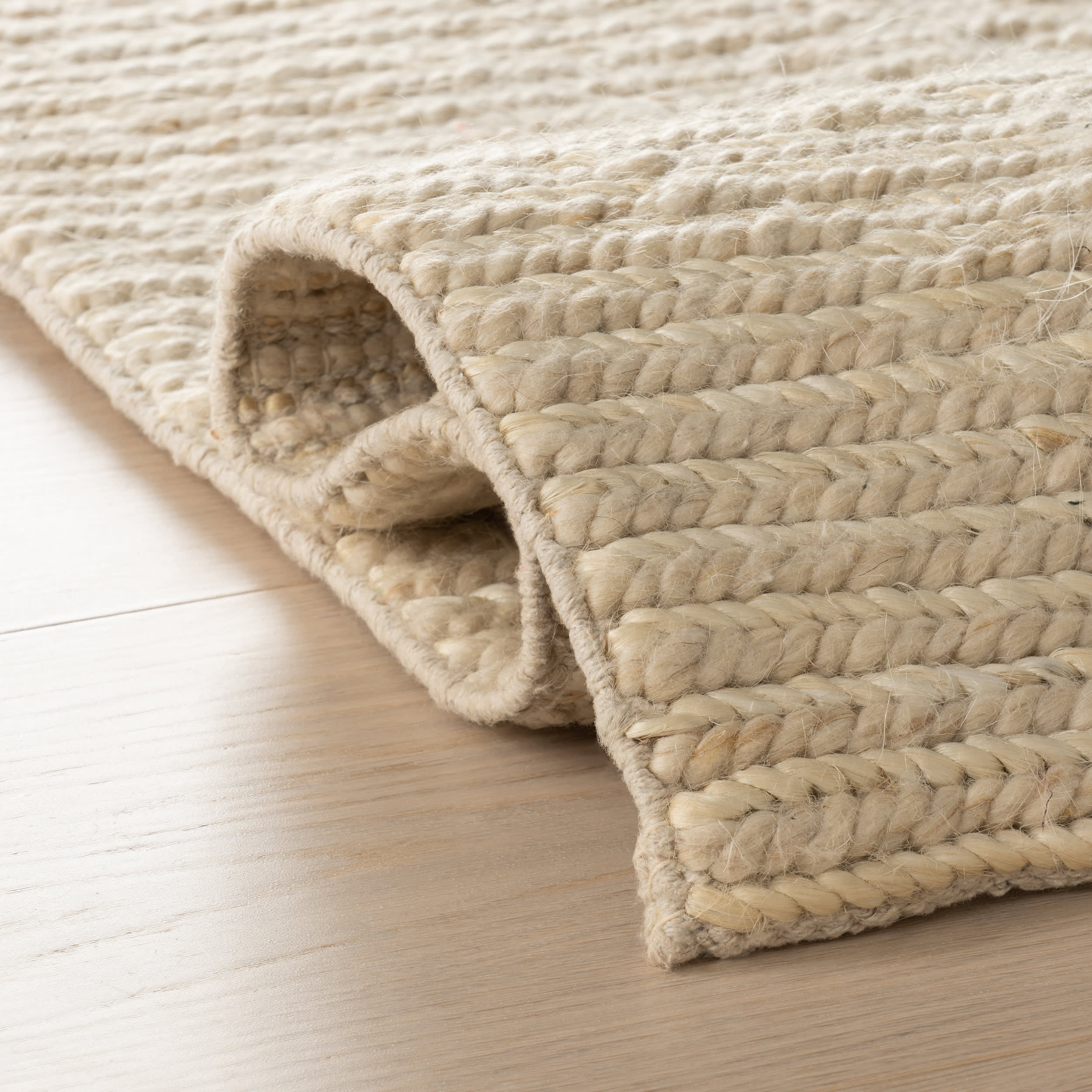 Hades Soumak Jute Rug | Ivory - Image 3