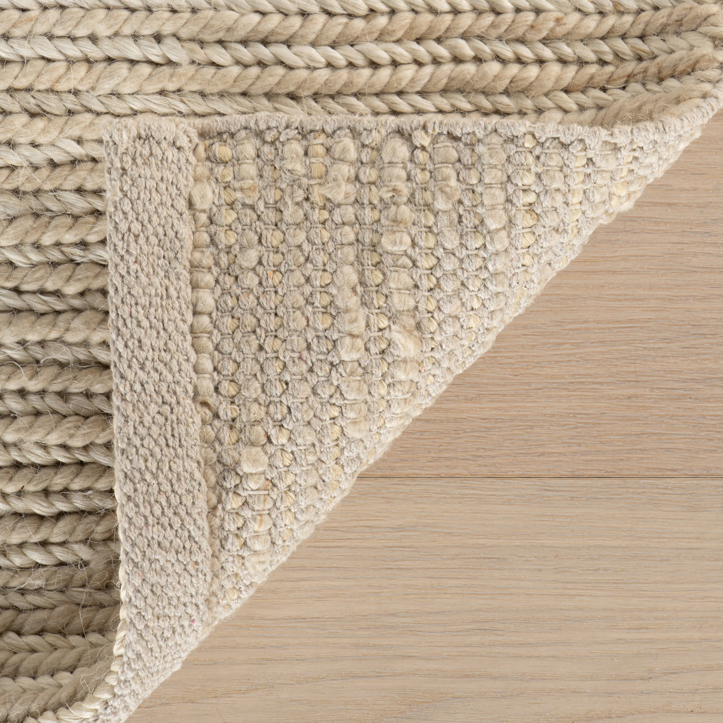Hades Soumak Jute Rug | Ivory - Image 7
