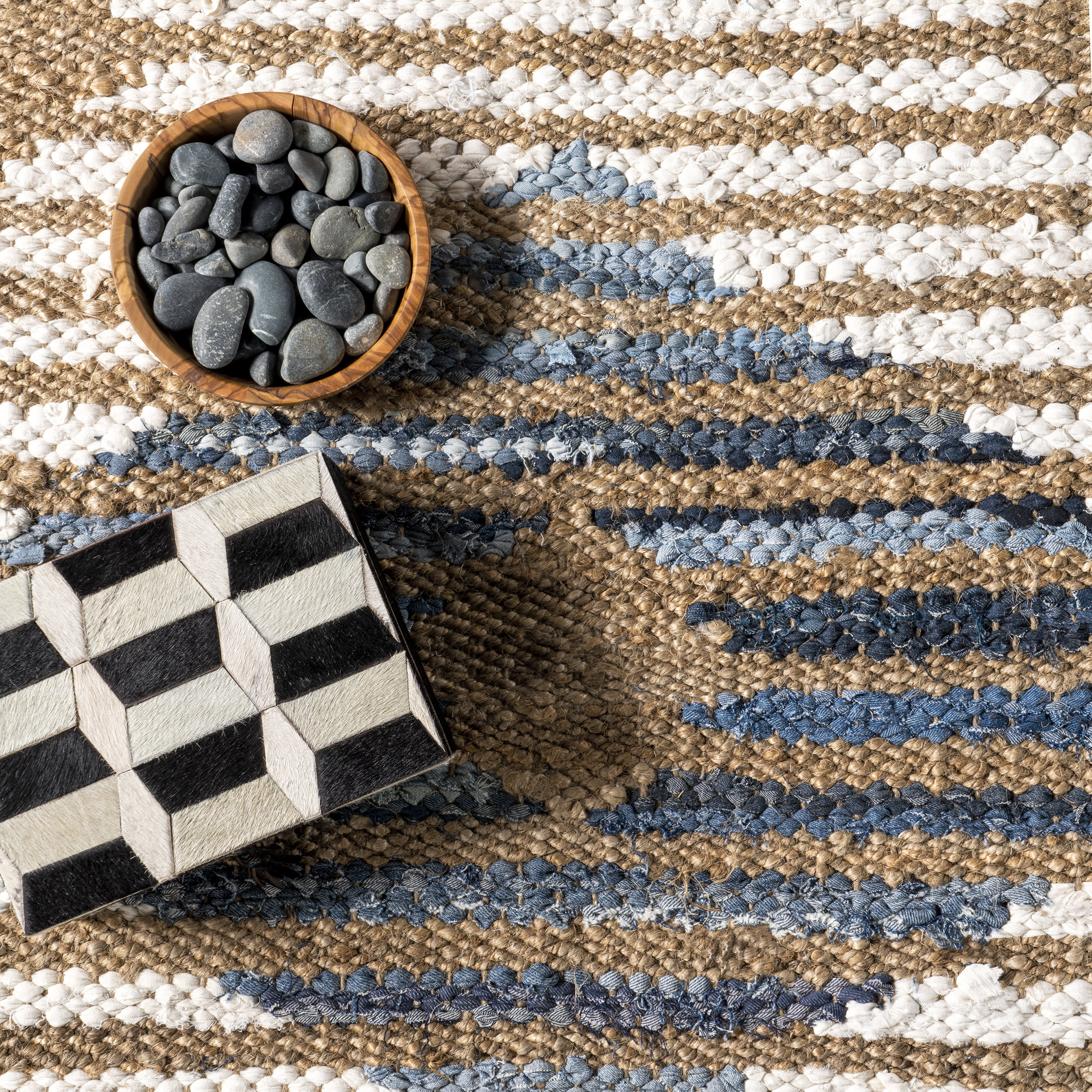 Hand Braided Denim And Jute Striped Diamonds Rug | Off White - Image 7