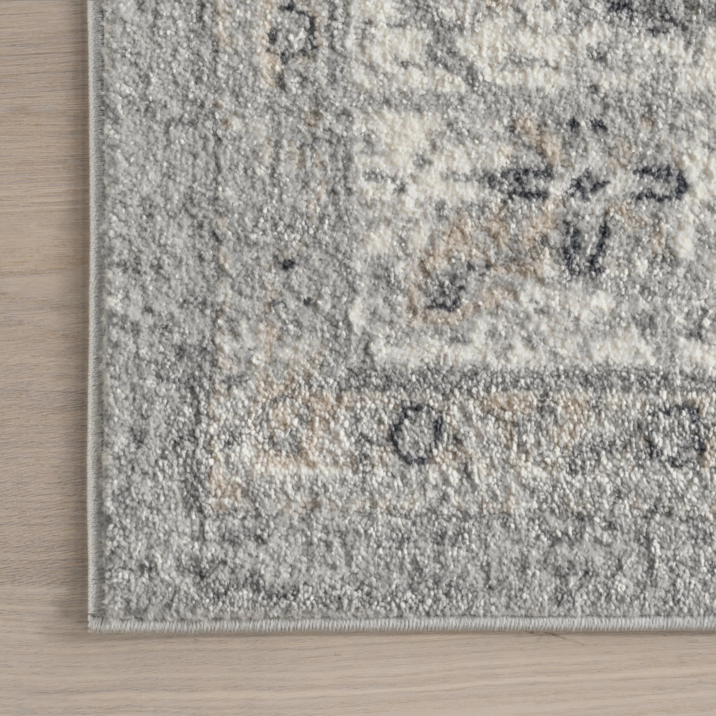Harley Vintage Medallion Rug | Light Grey - Image 4