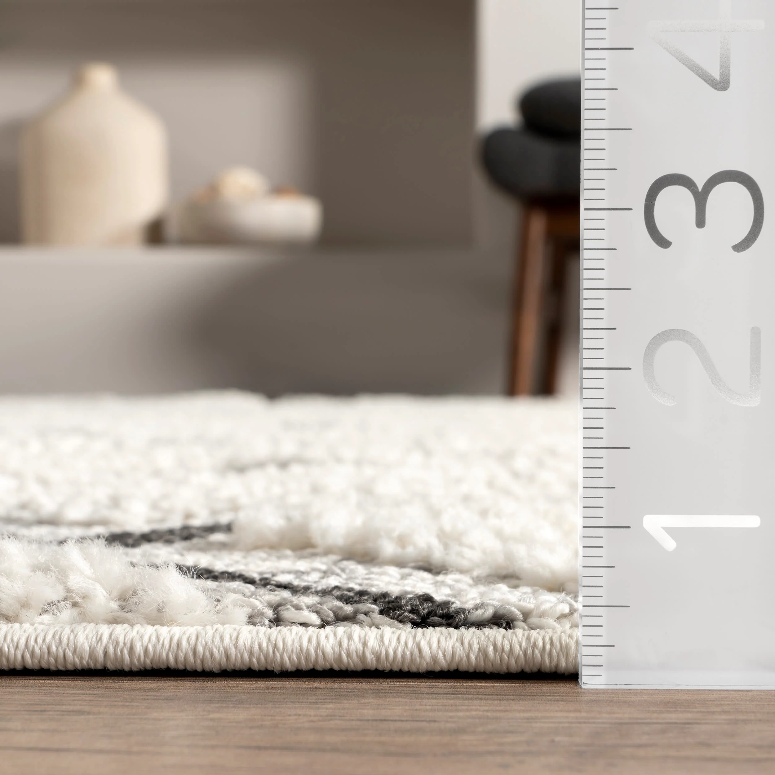 Harlow Retro Tiled Rug | Beige - Image 5