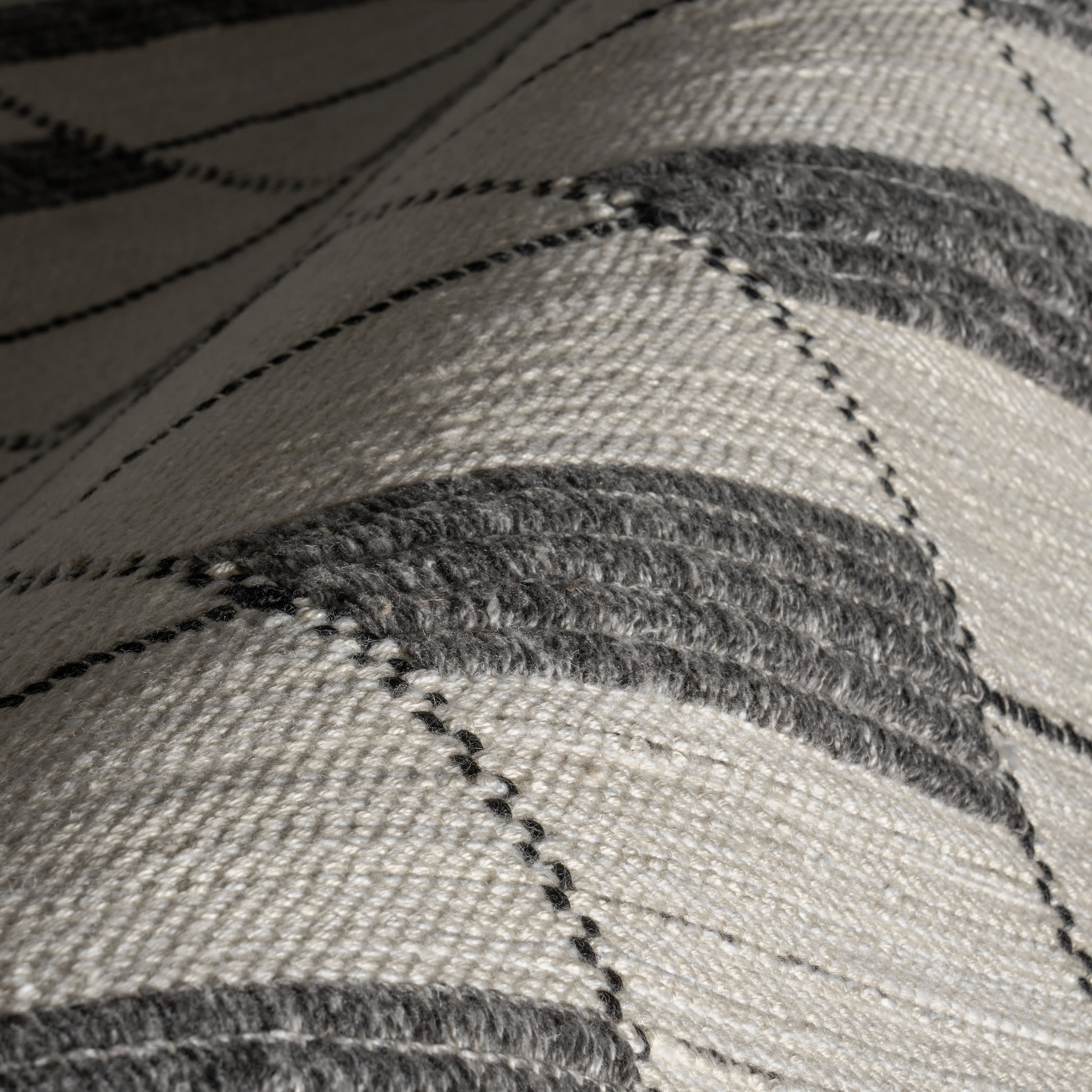 Harvey Geometric Flatweave Rug | Ivory - Image 3