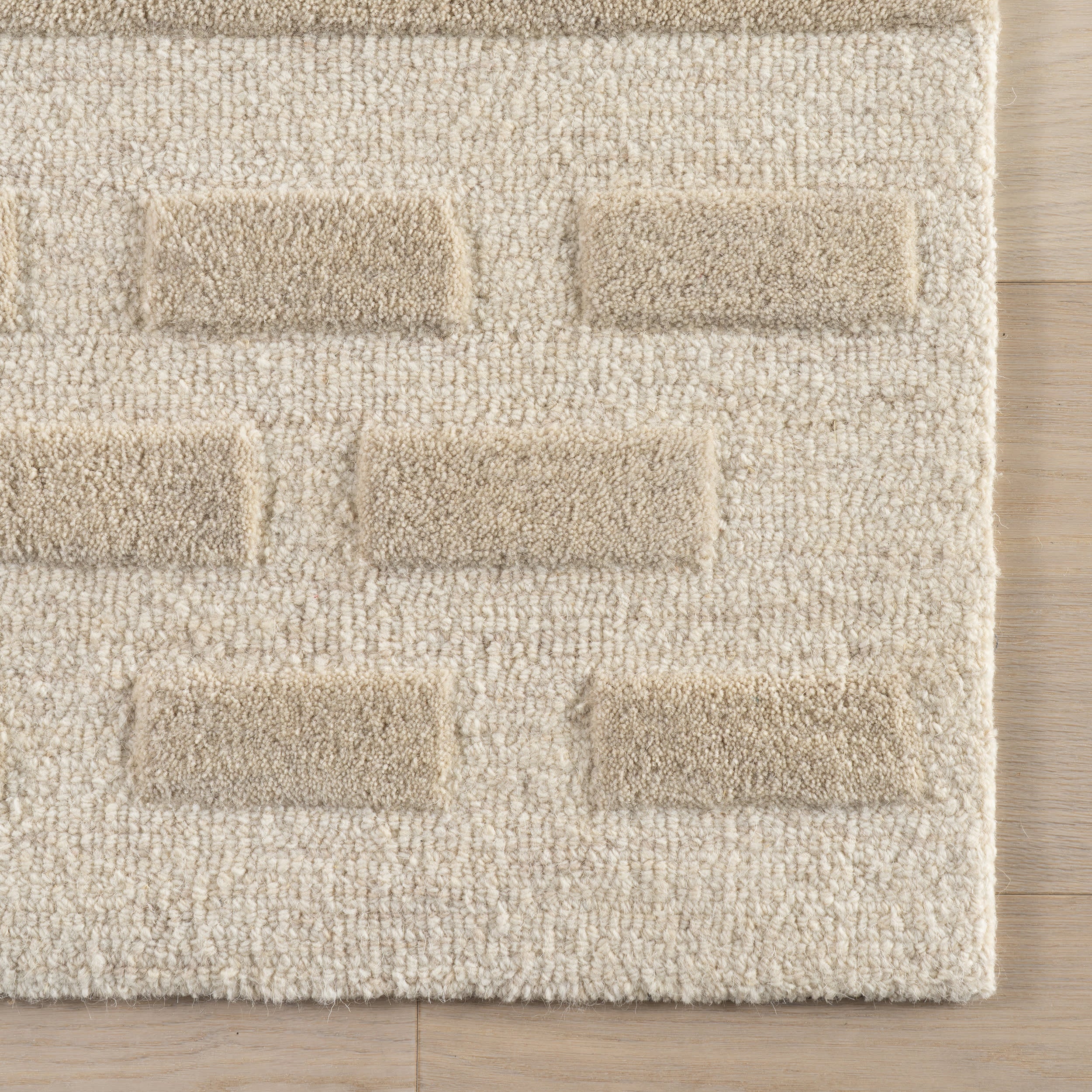 Hazel Bohemian Striped Wool Rug | Ivory - Image 4