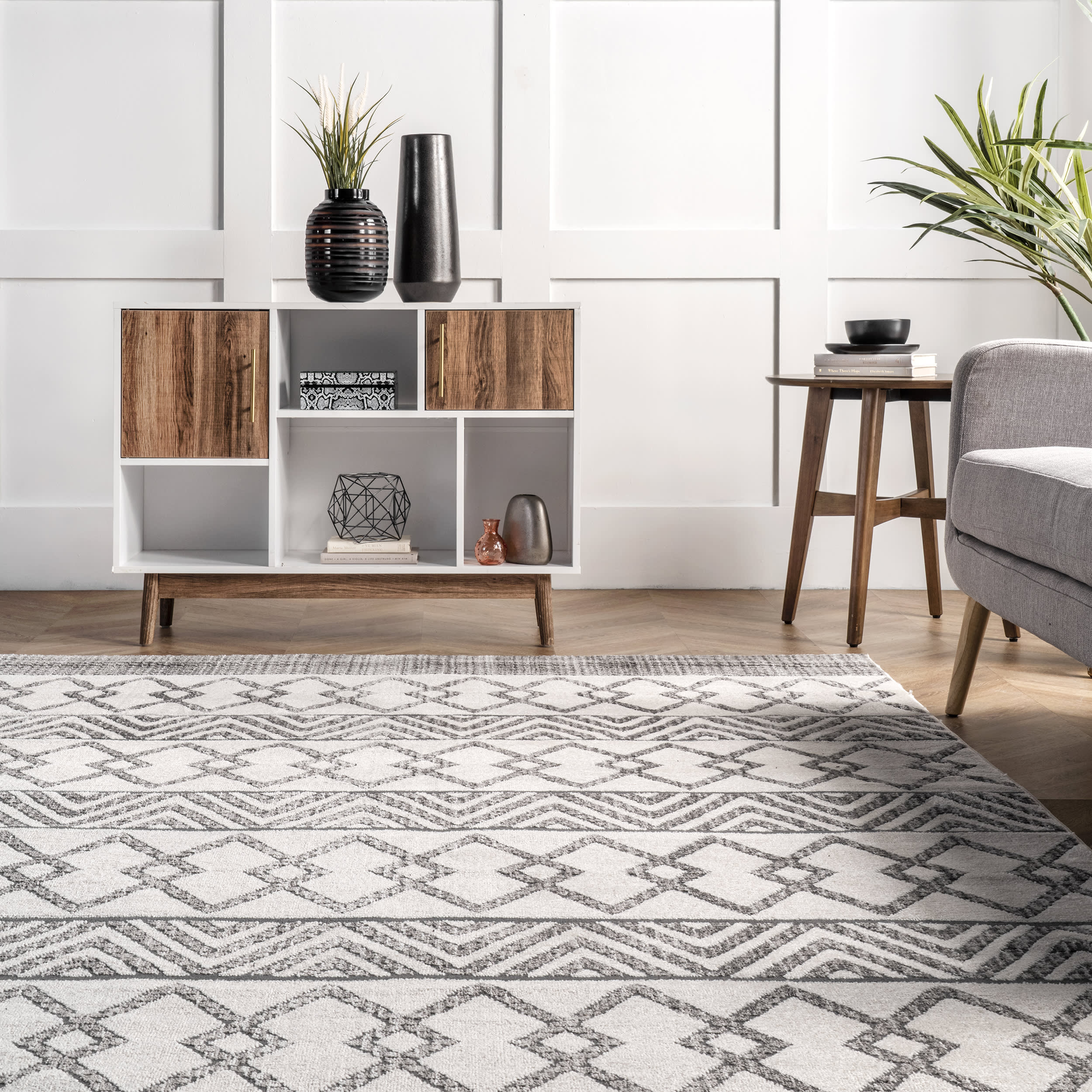 Heidi Chevron Geometric Rug | Light Grey - Image 4